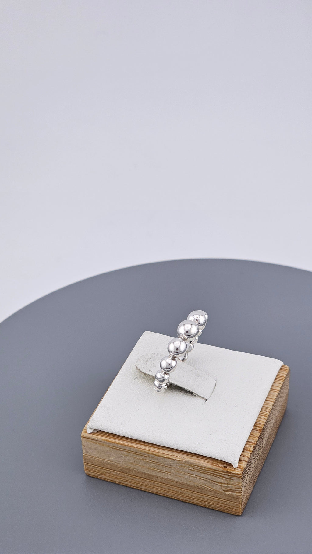 925 Sterling Silver Graduated Beaded Band Ring | Size UK L 1/2