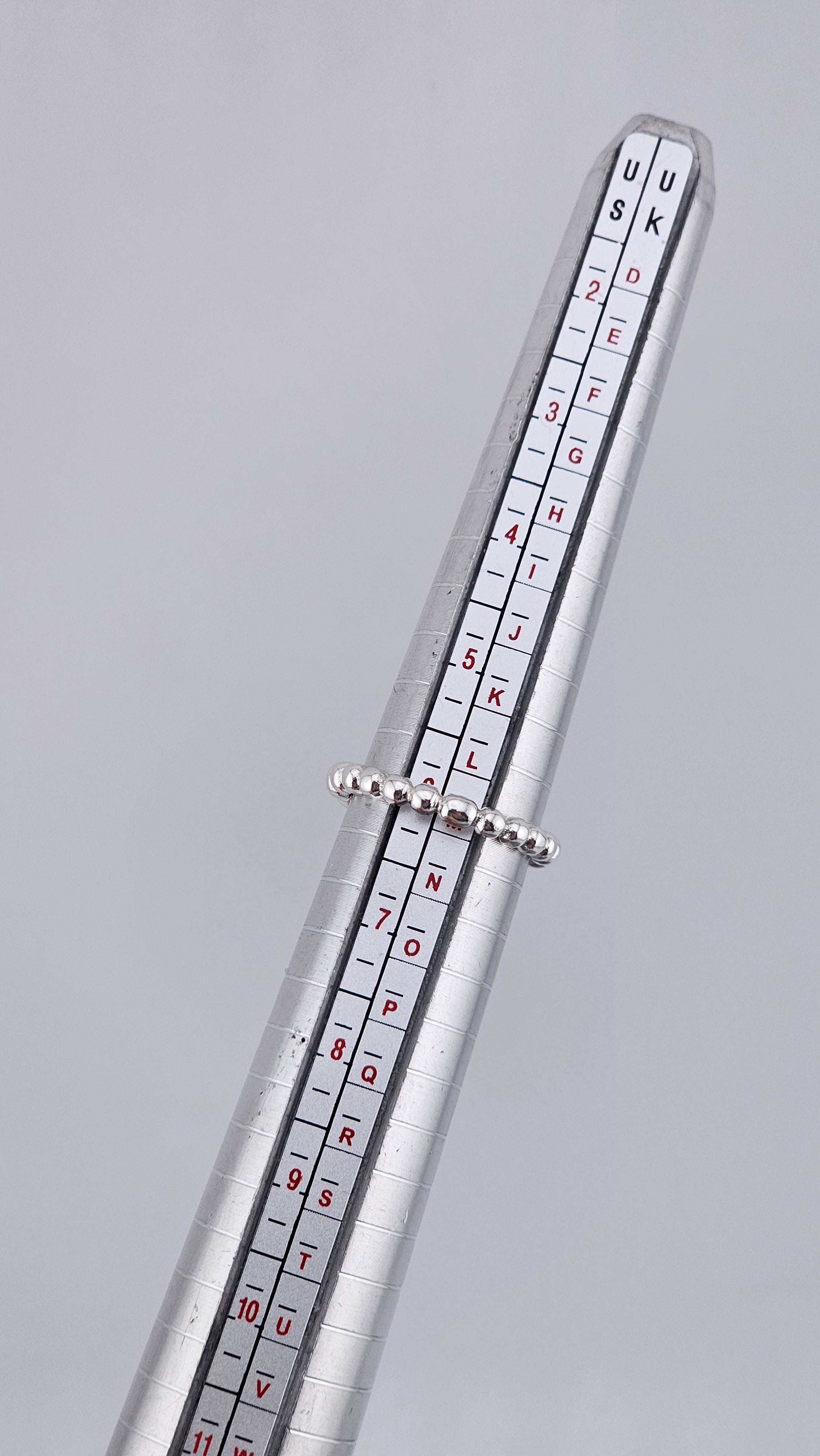 925 Sterling Silver Graduated Beaded Band Ring | Size UK L 1/2