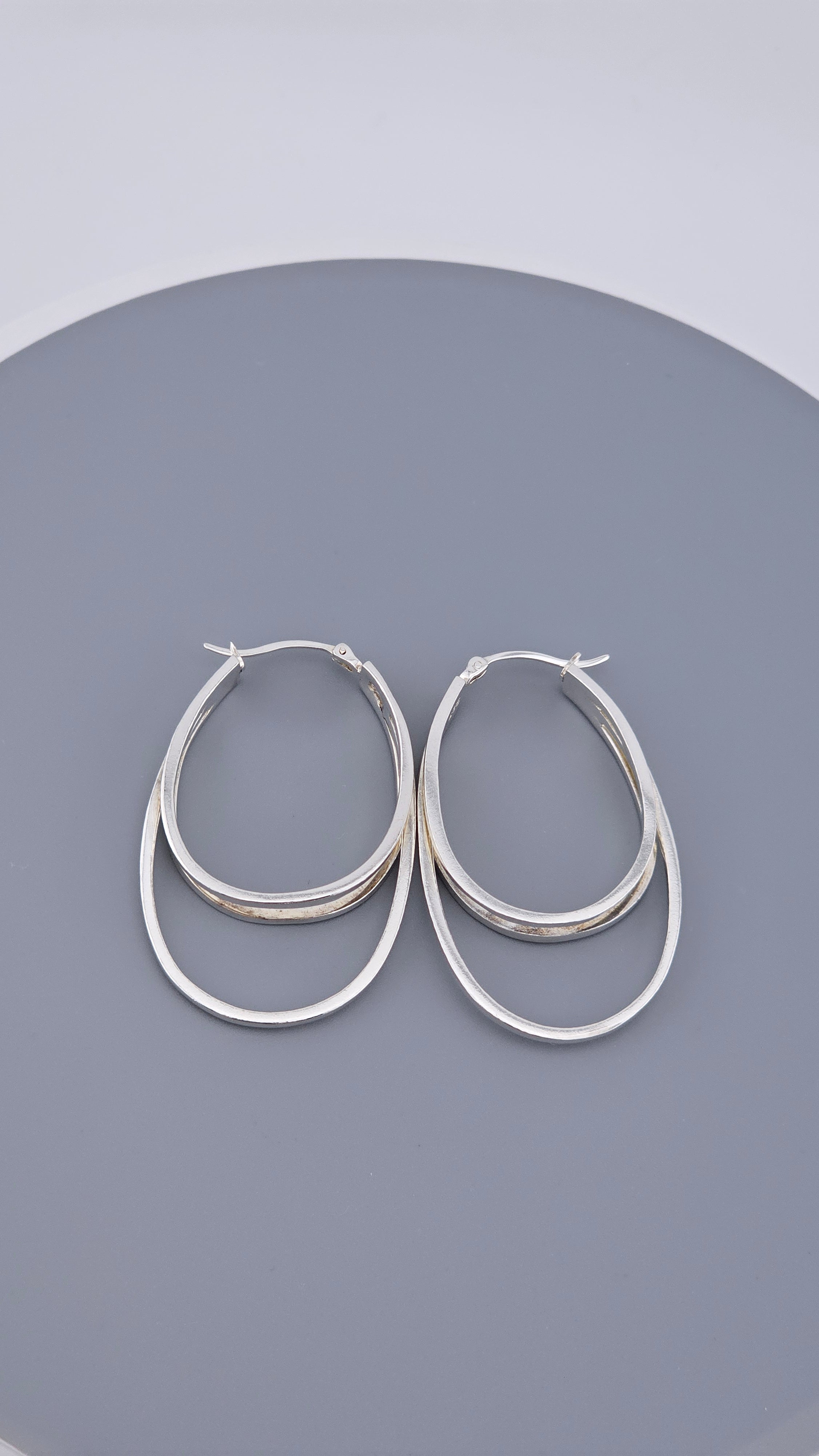 925 Sterling Silver Triple Layer Oval Hoop Earrings (9.42g)