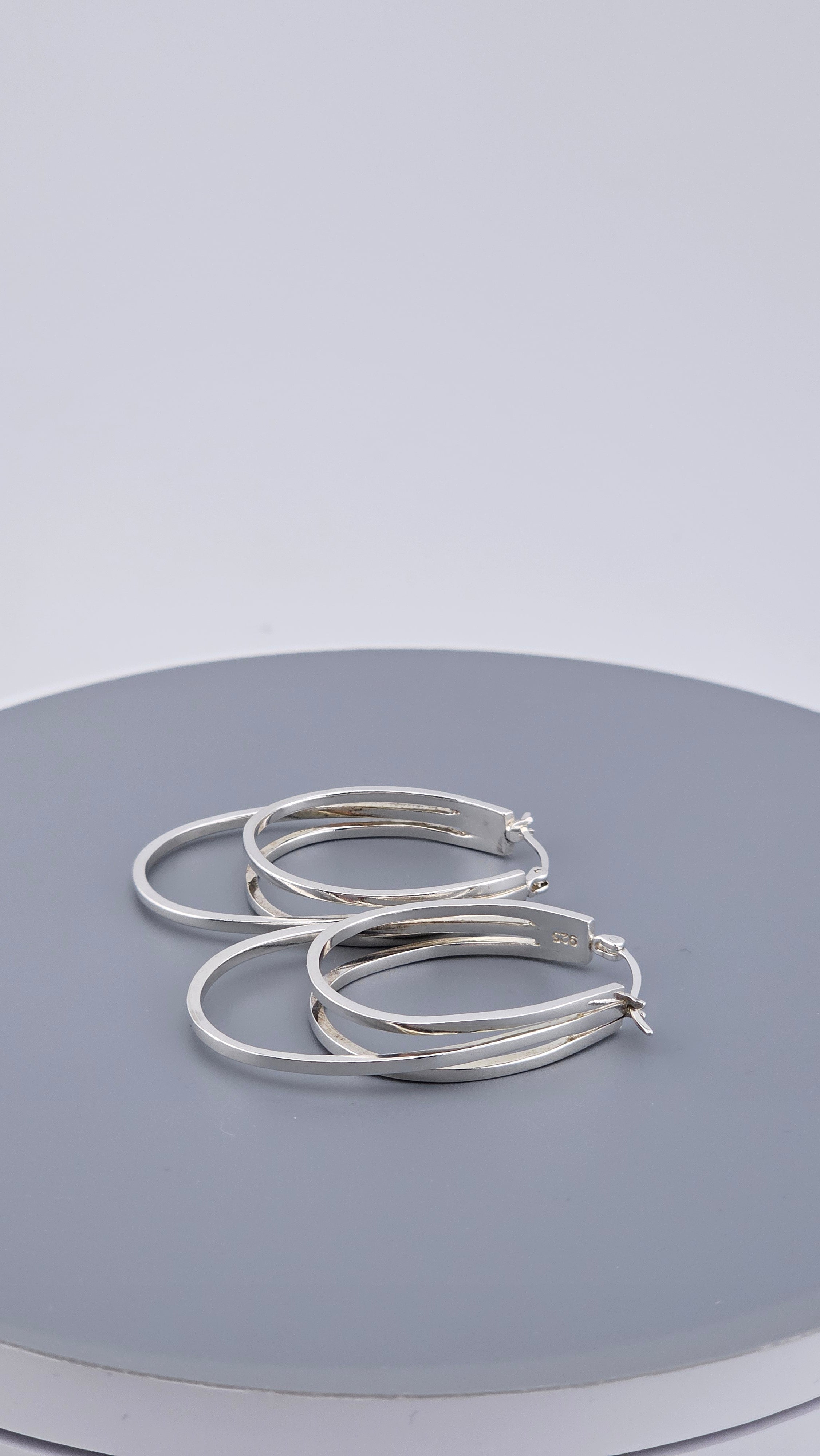 925 Sterling Silver Triple Layer Oval Hoop Earrings (9.42g)