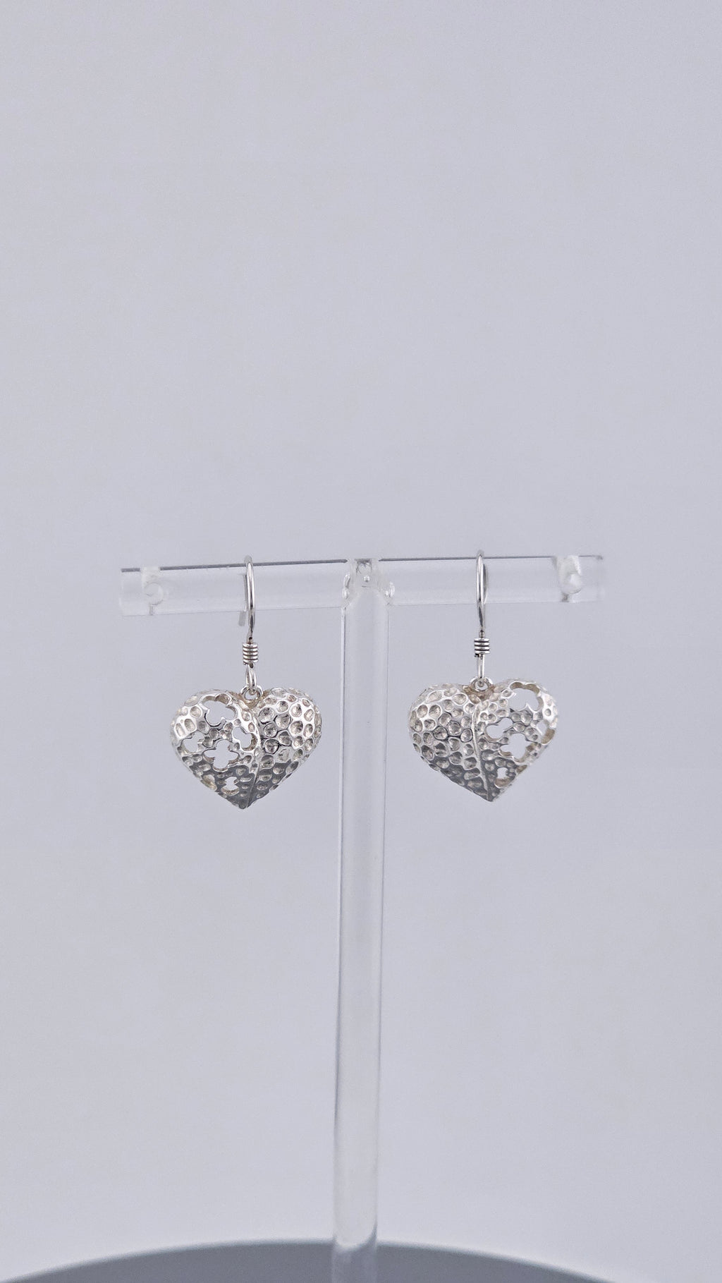 925 Sterling Silver Textured Heart & Cloud Cutout Drop Earrings