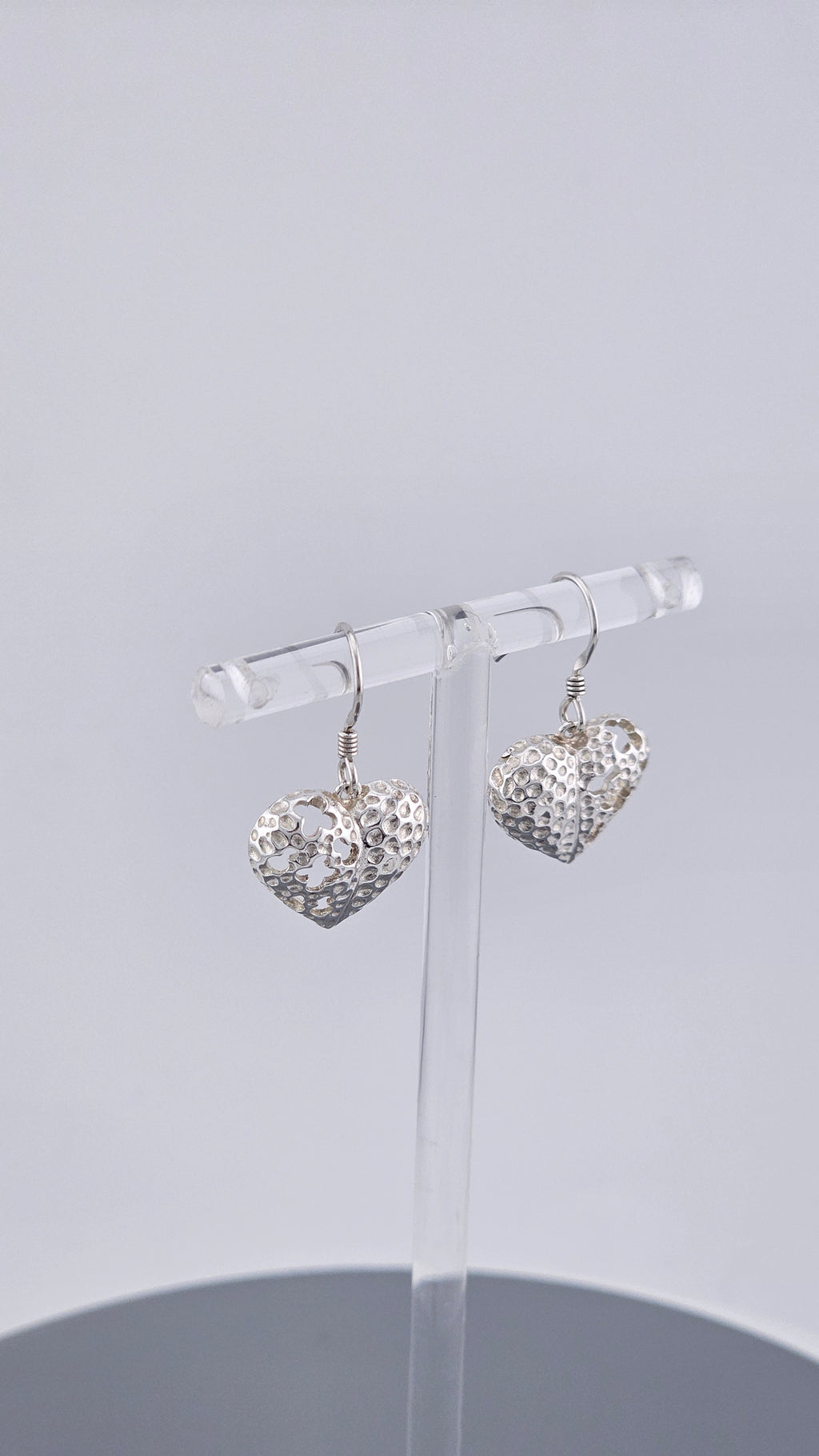 925 Sterling Silver Textured Heart & Cloud Cutout Drop Earrings