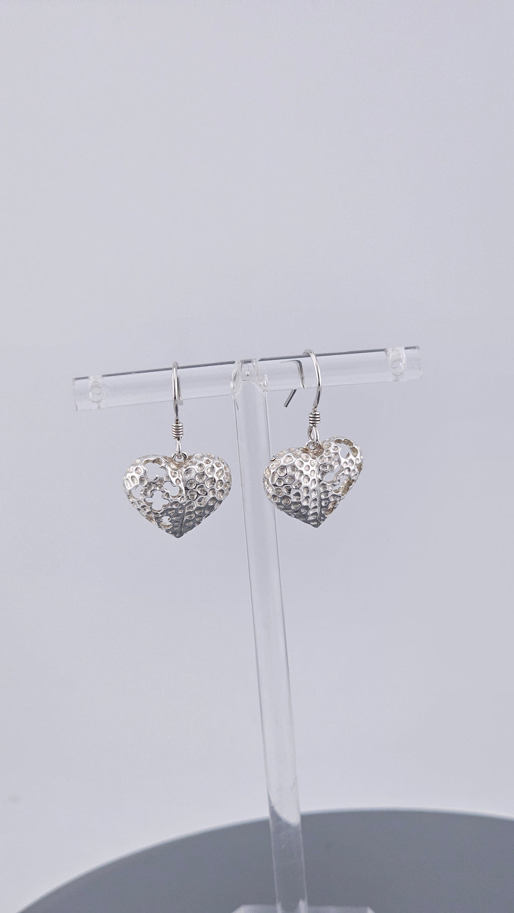 925 Sterling Silver Textured Heart & Cloud Cutout Drop Earrings