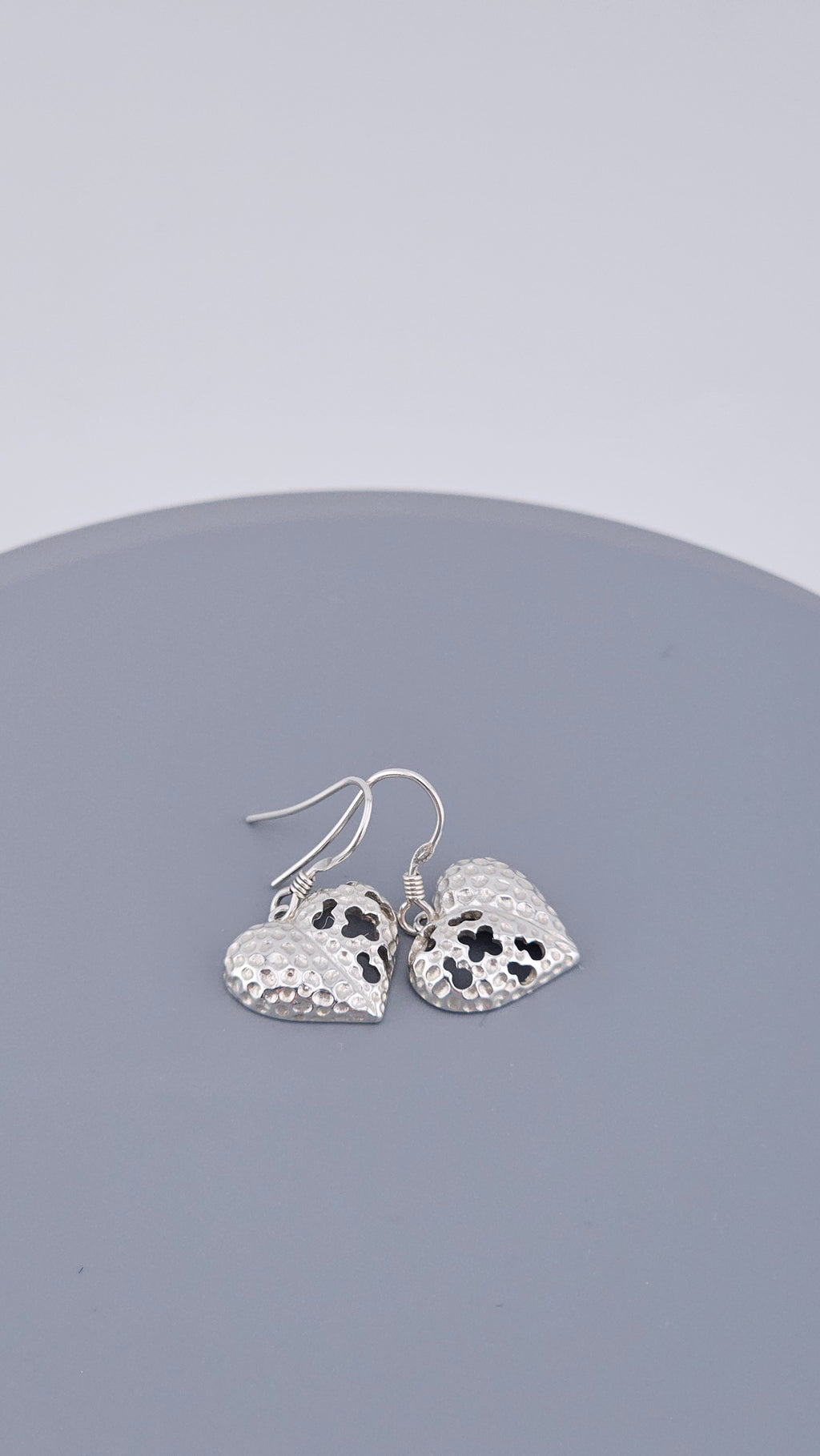 925 Sterling Silver Textured Heart & Cloud Cutout Drop Earrings