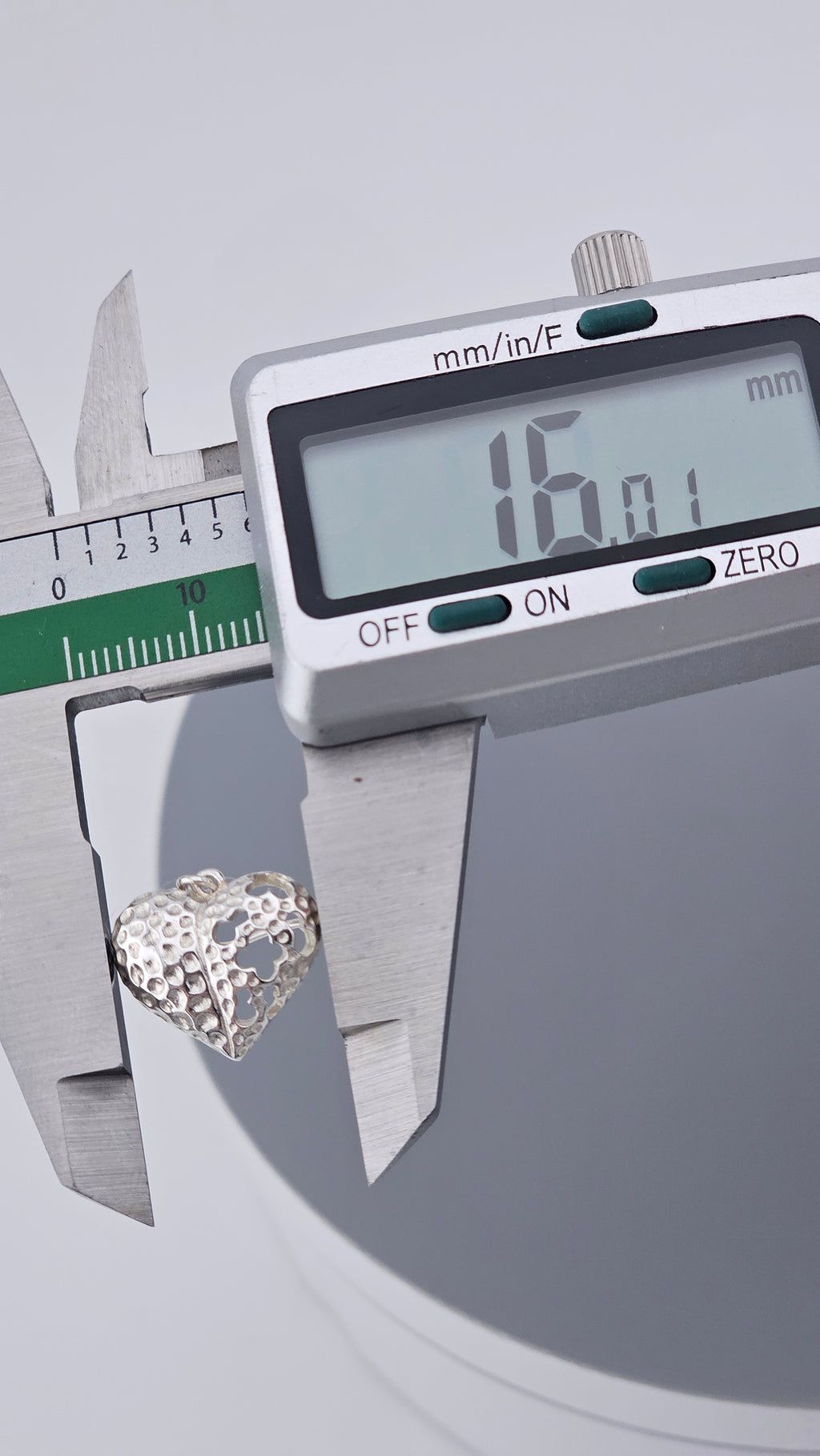 925 Sterling Silver Textured Heart & Cloud Cutout Drop Earrings