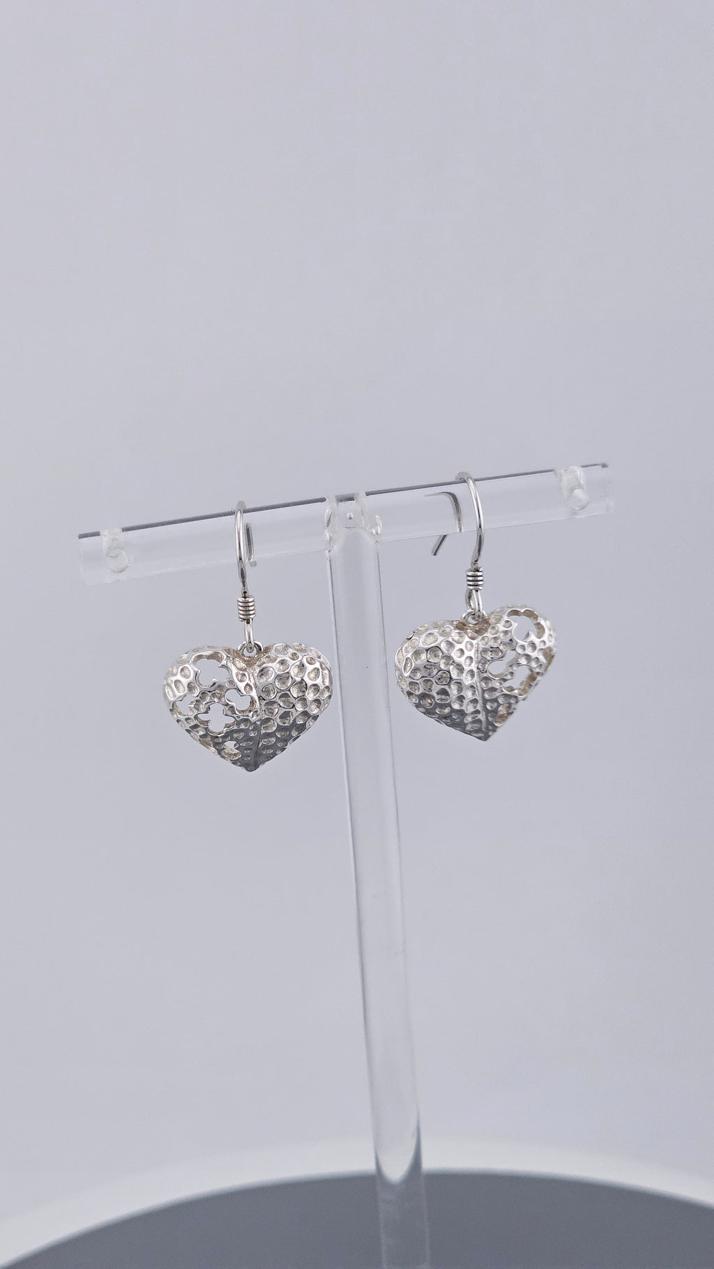925 Sterling Silver Textured Heart & Cloud Cutout Drop Earrings
