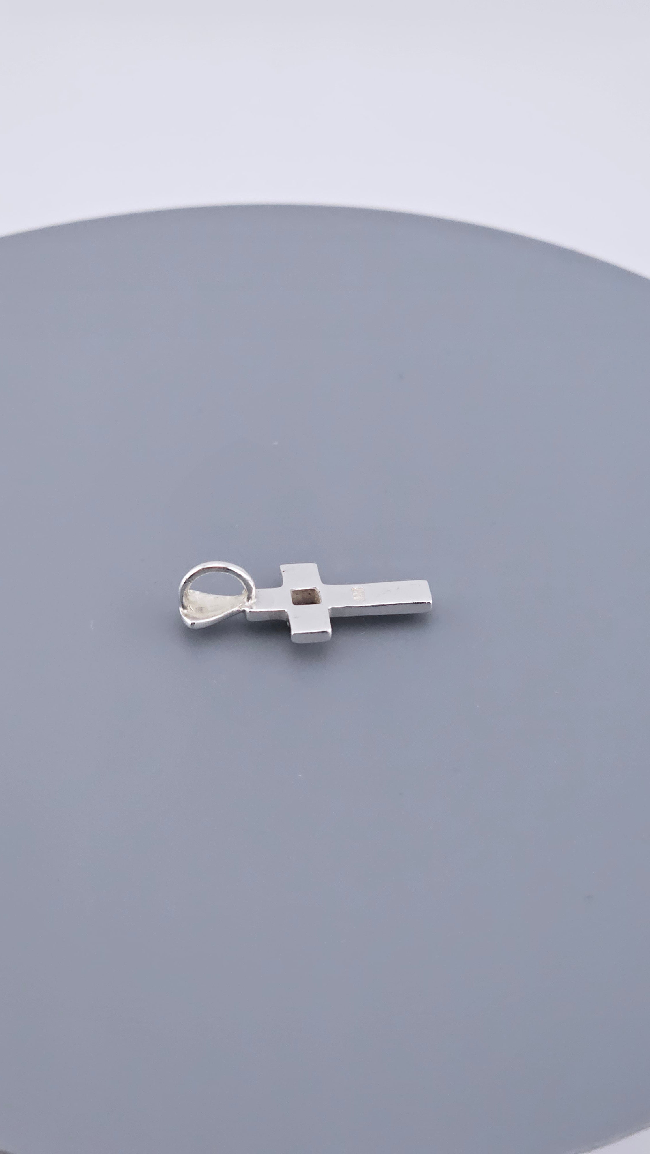 Modern Minimalist 925 Sterling Silver & Square-Cut Amethyst Cross Pendant