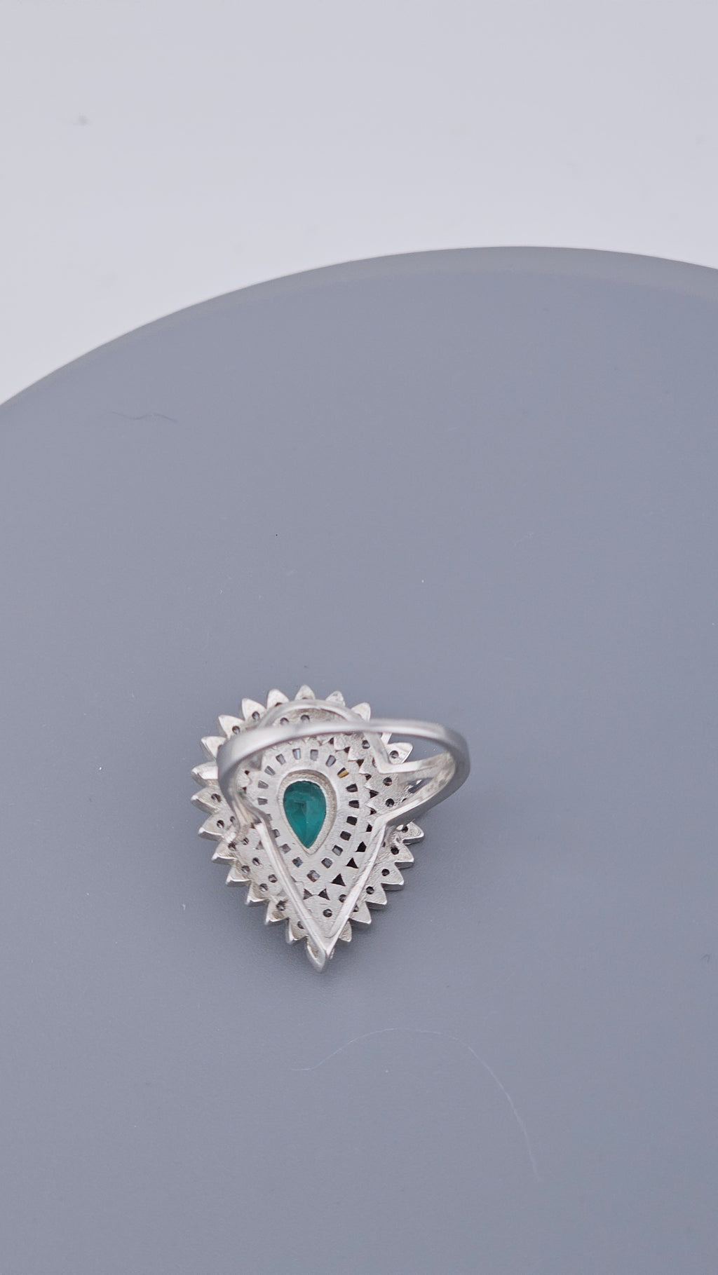 925 Sterling Silver Green Pear CZ Sunburst Statement Ring - Size UK O 1/2