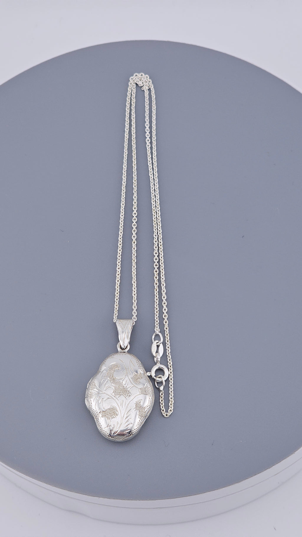 925 Sterling Silver Engraved Floral Locket Pendant Necklace - 16" Chain