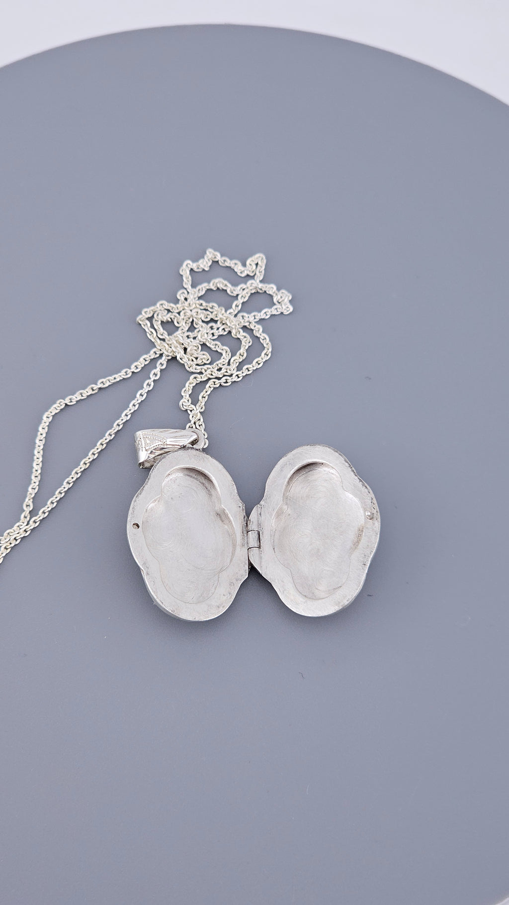 925 Sterling Silver Engraved Floral Locket Pendant Necklace - 16" Chain