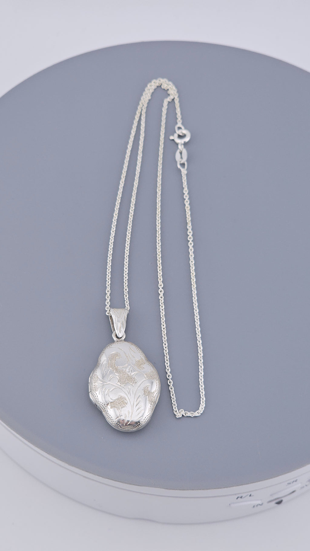 925 Sterling Silver Engraved Floral Locket Pendant Necklace - 16" Chain