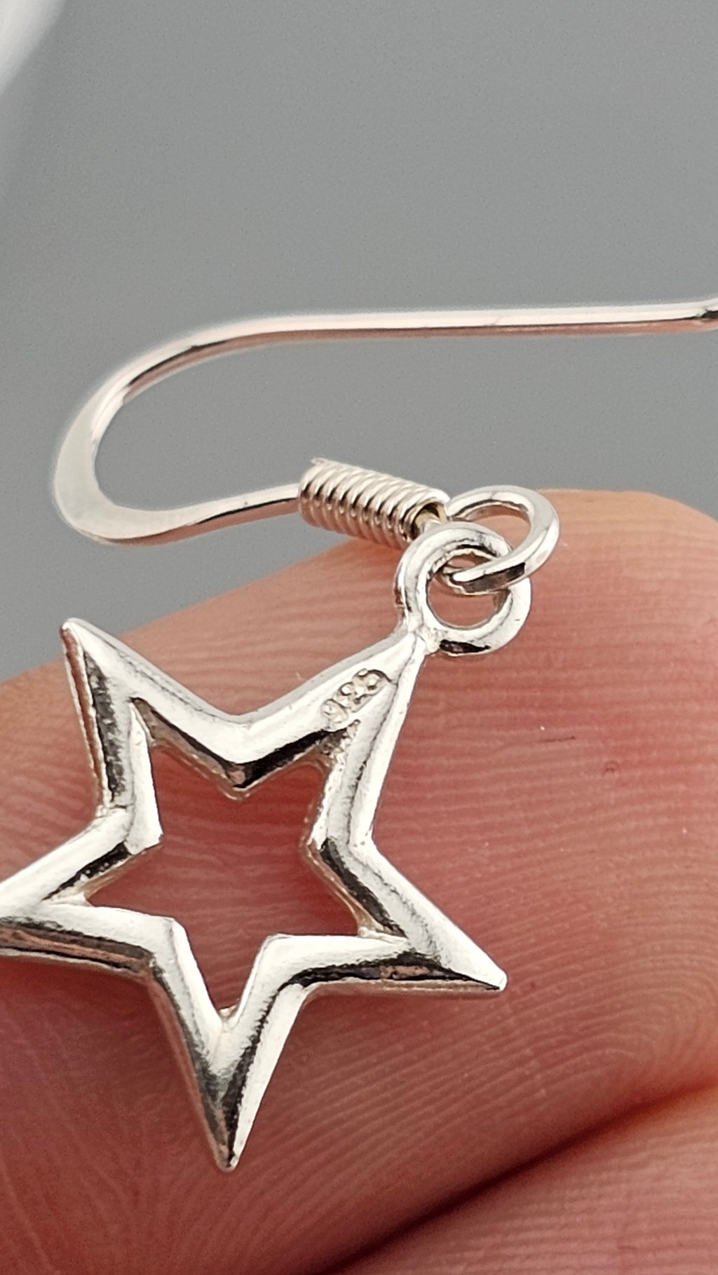 925 Sterling Silver Open Star Dangle Drop Earrings