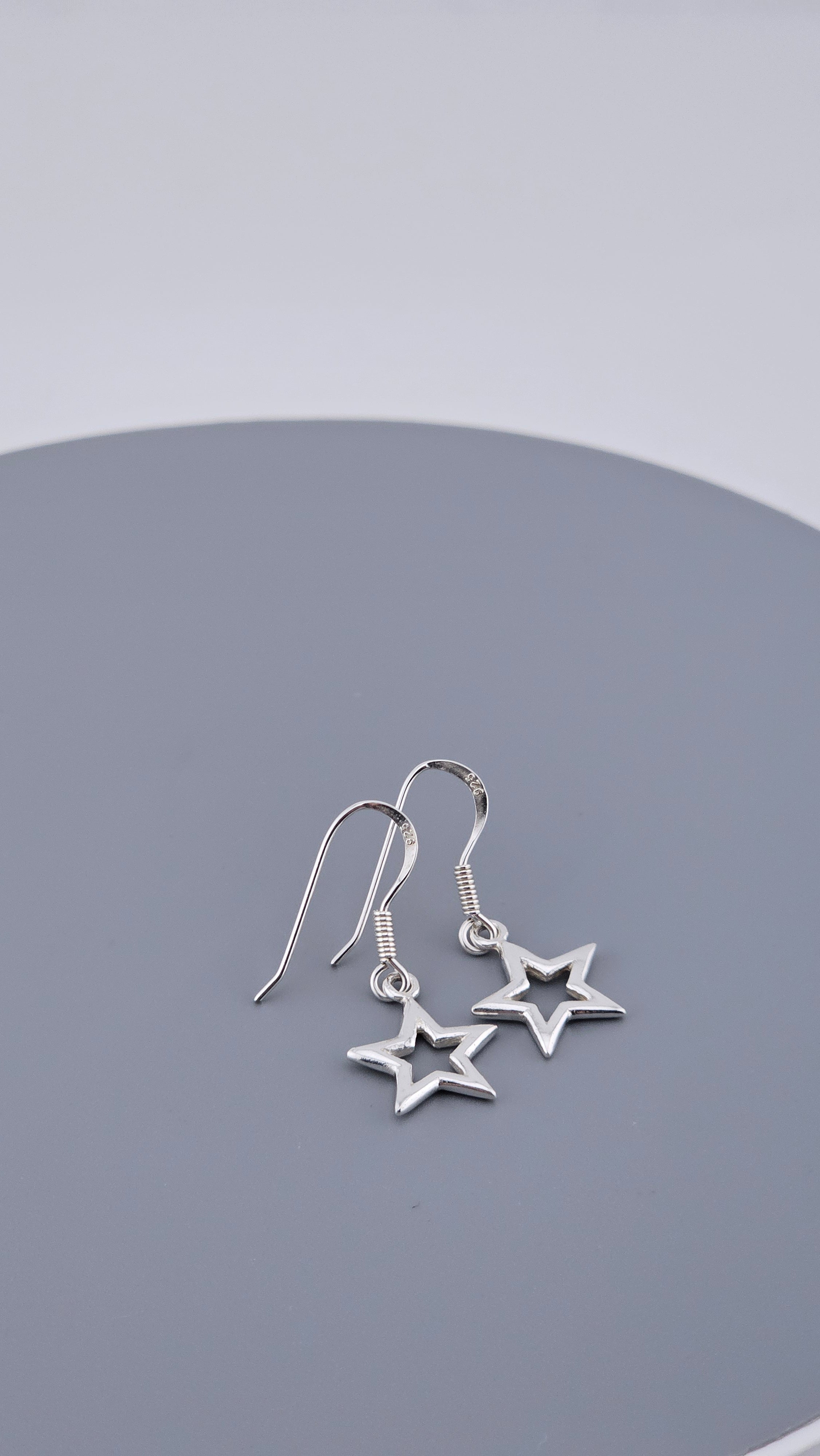 925 Sterling Silver Open Star Dangle Drop Earrings