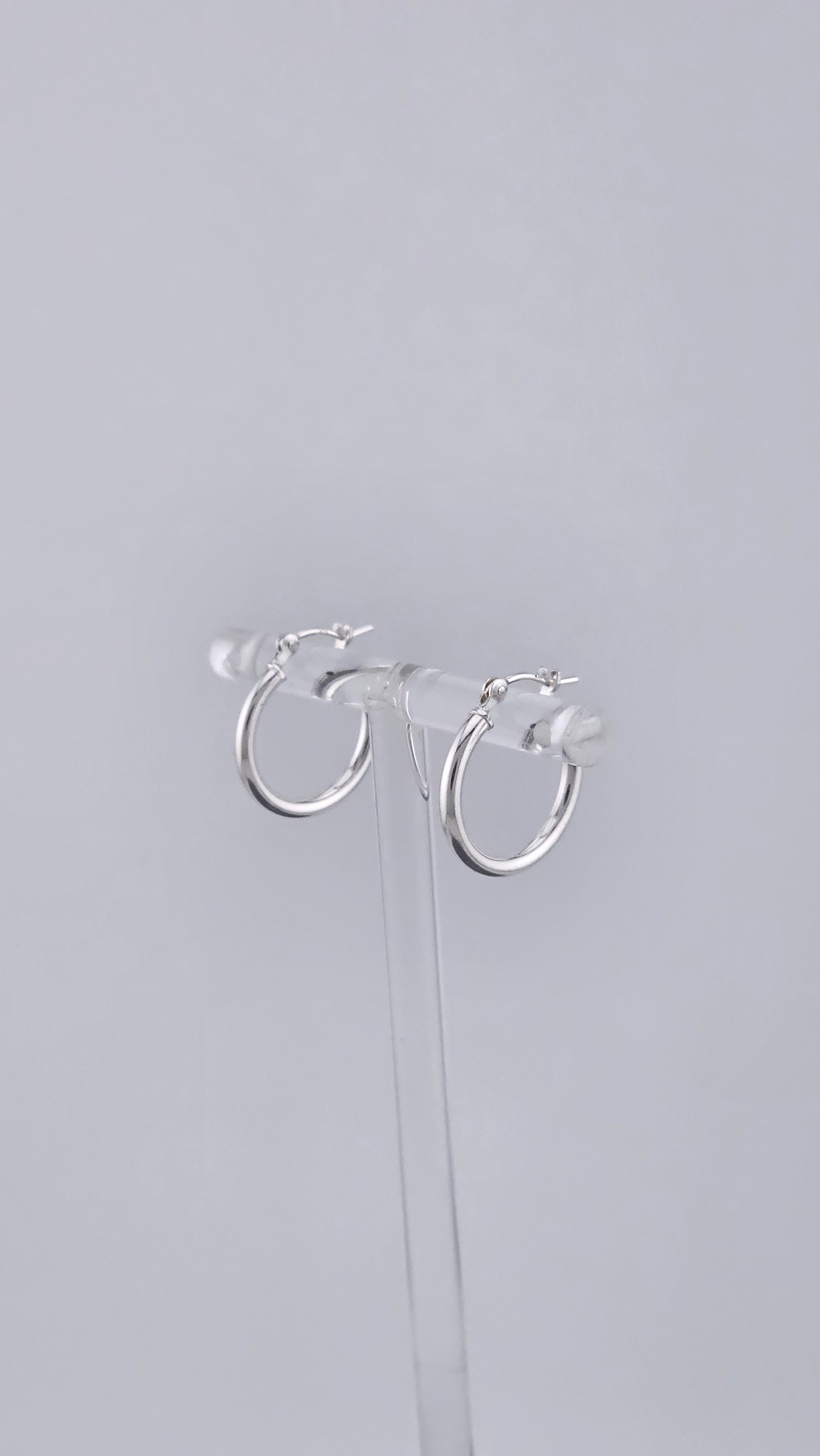 925 Sterling Silver Classic Small Hoop Earrings - 17mm