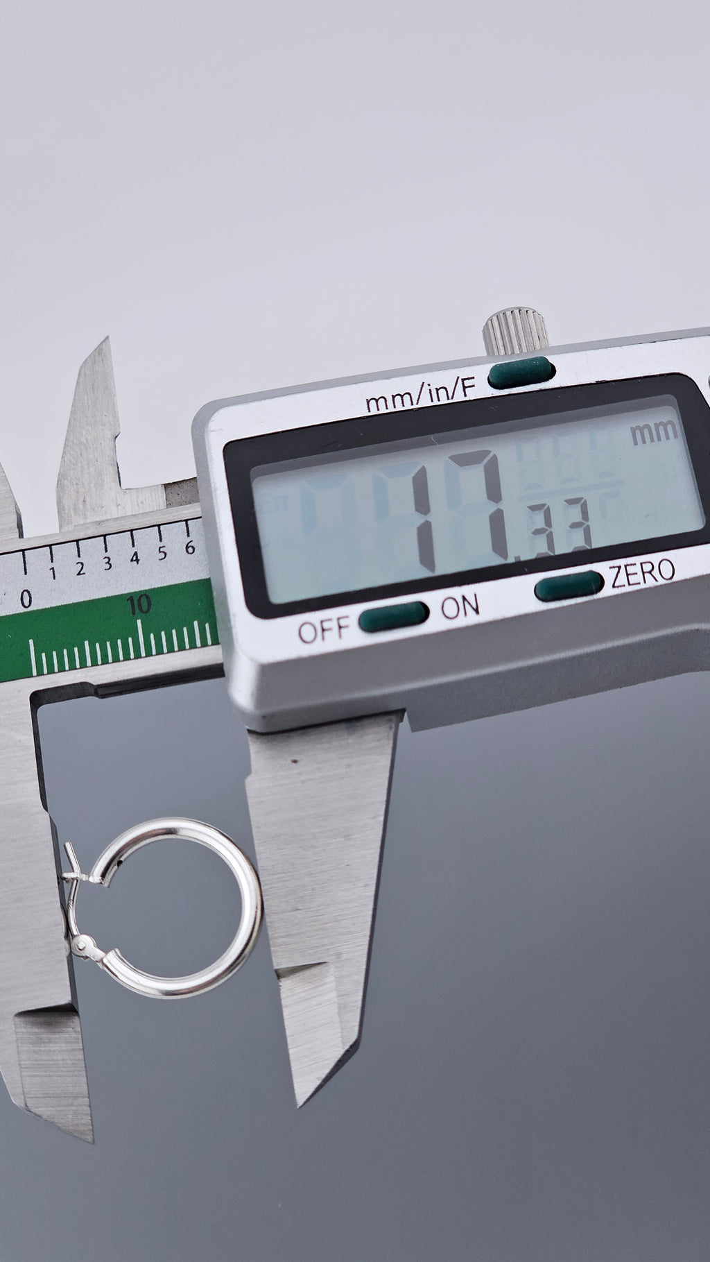 925 Sterling Silver Classic Small Hoop Earrings - 17mm