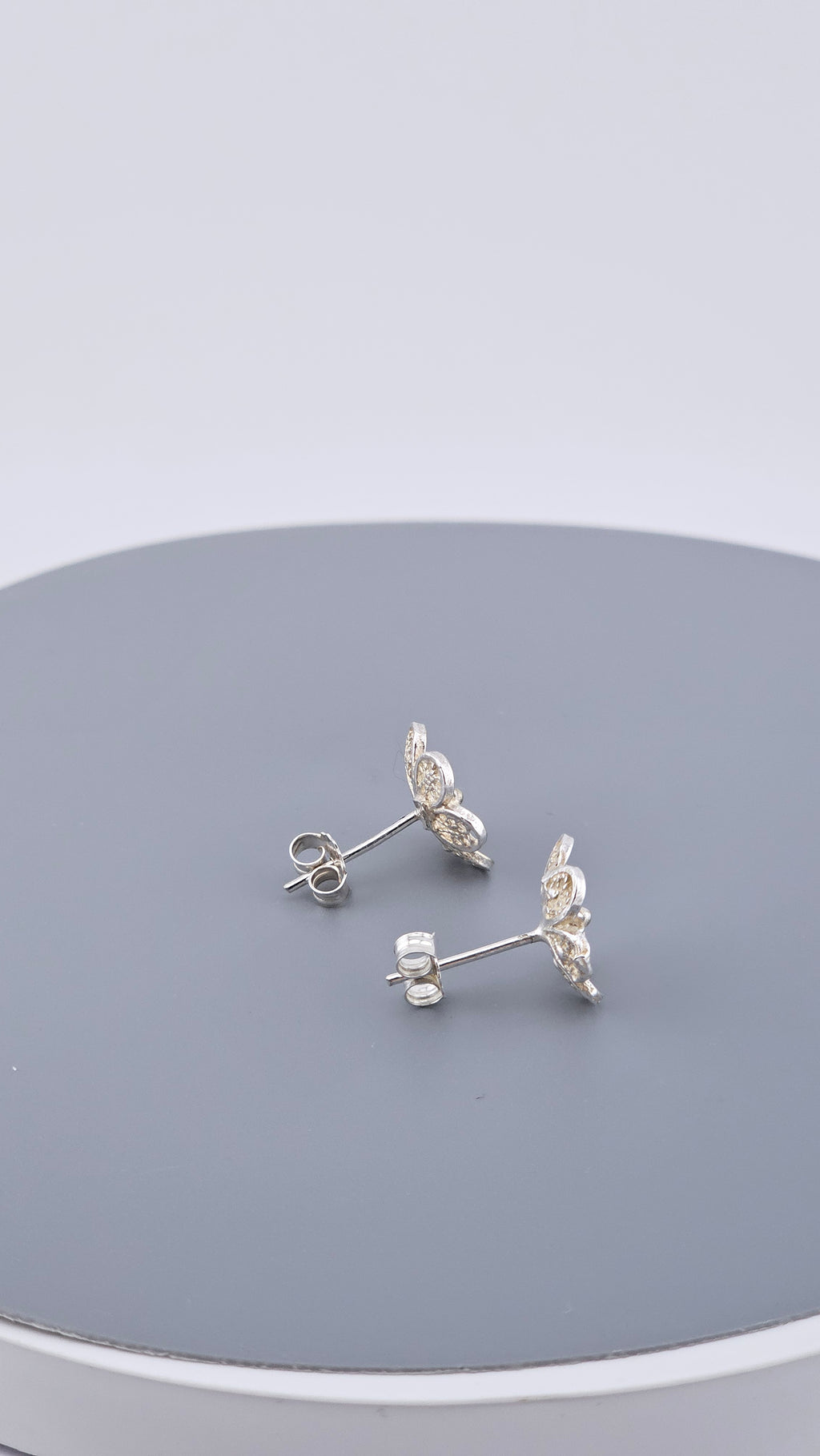 Vintage Sterling Silver Filigree Flower Stud Earrings (14mm, 2.15g)