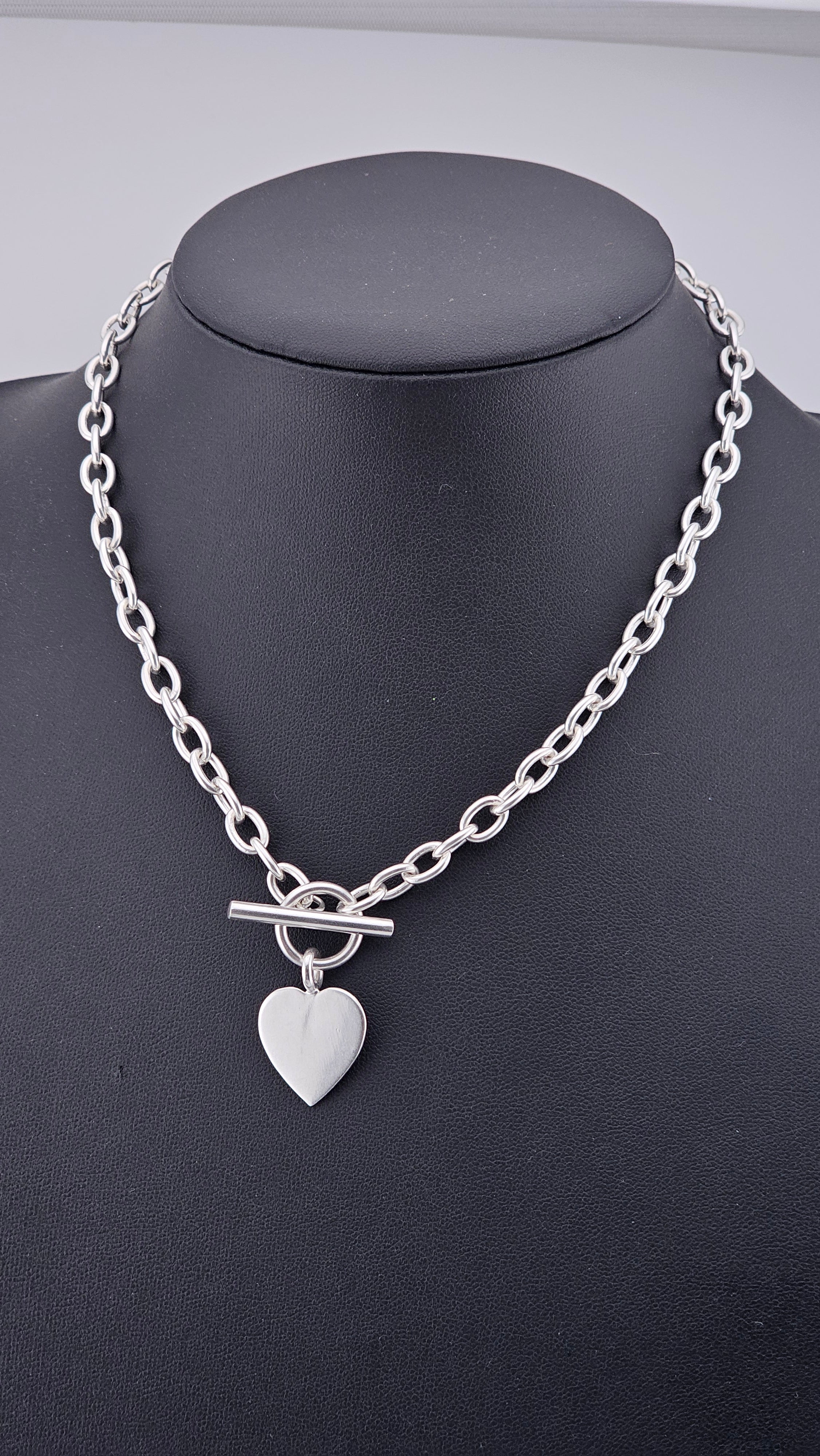 Sterling Silver 925 Chunky Link Necklace with Heart Pendant & T-Bar Toggle Clasp – 29.6g
