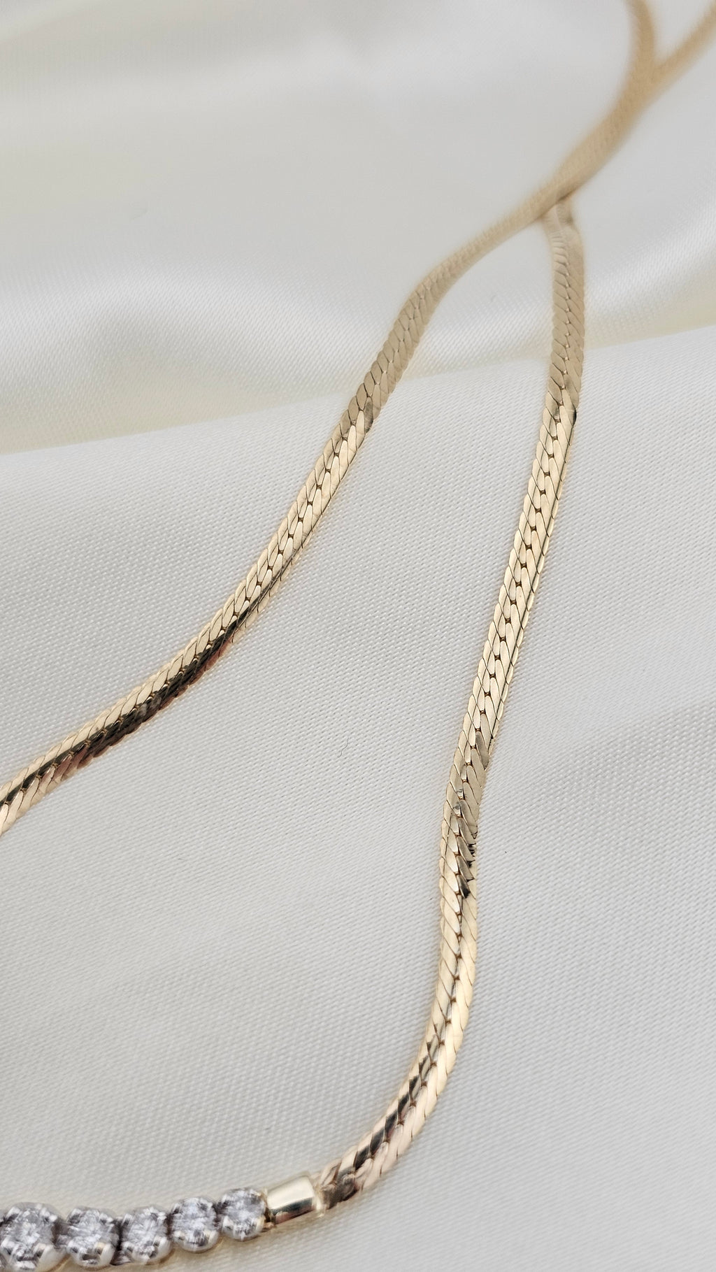 9ct Yellow Gold & 1.00ct Natural Diamond Chevron Necklace – 17.5"