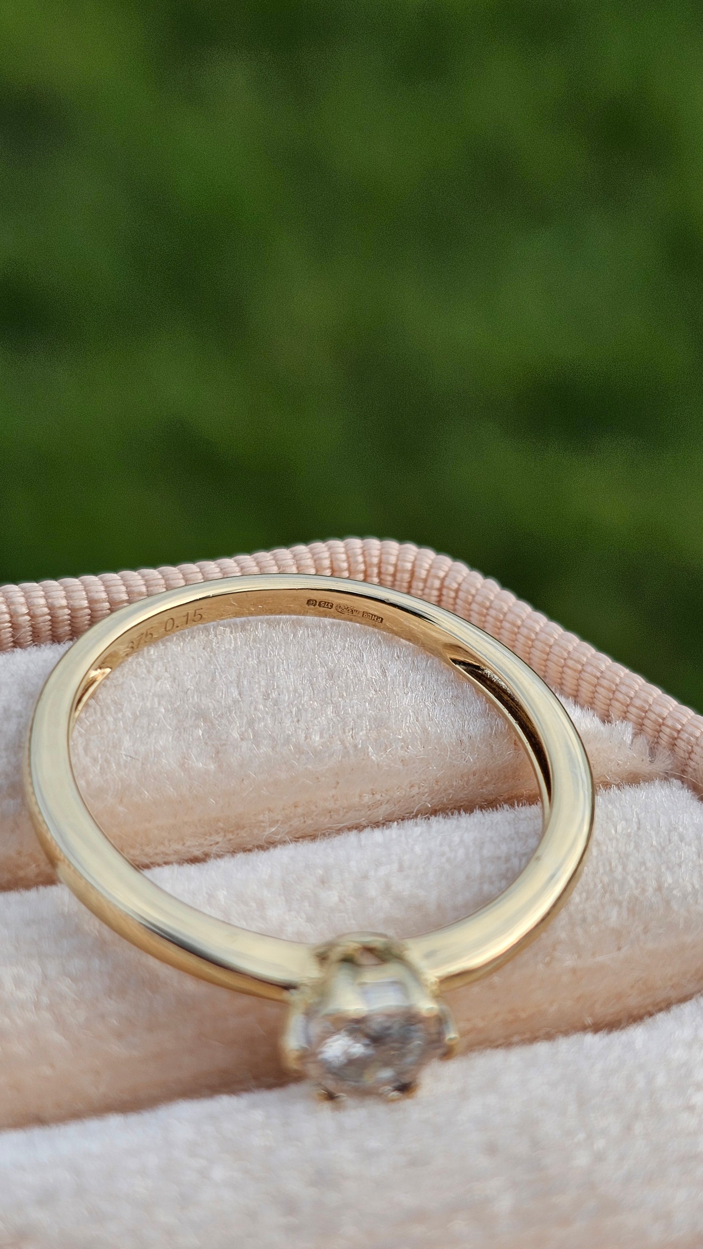 9ct Yellow Gold Natural Diamond Solitaire Ring 0.15ct Classic Illusion Setting