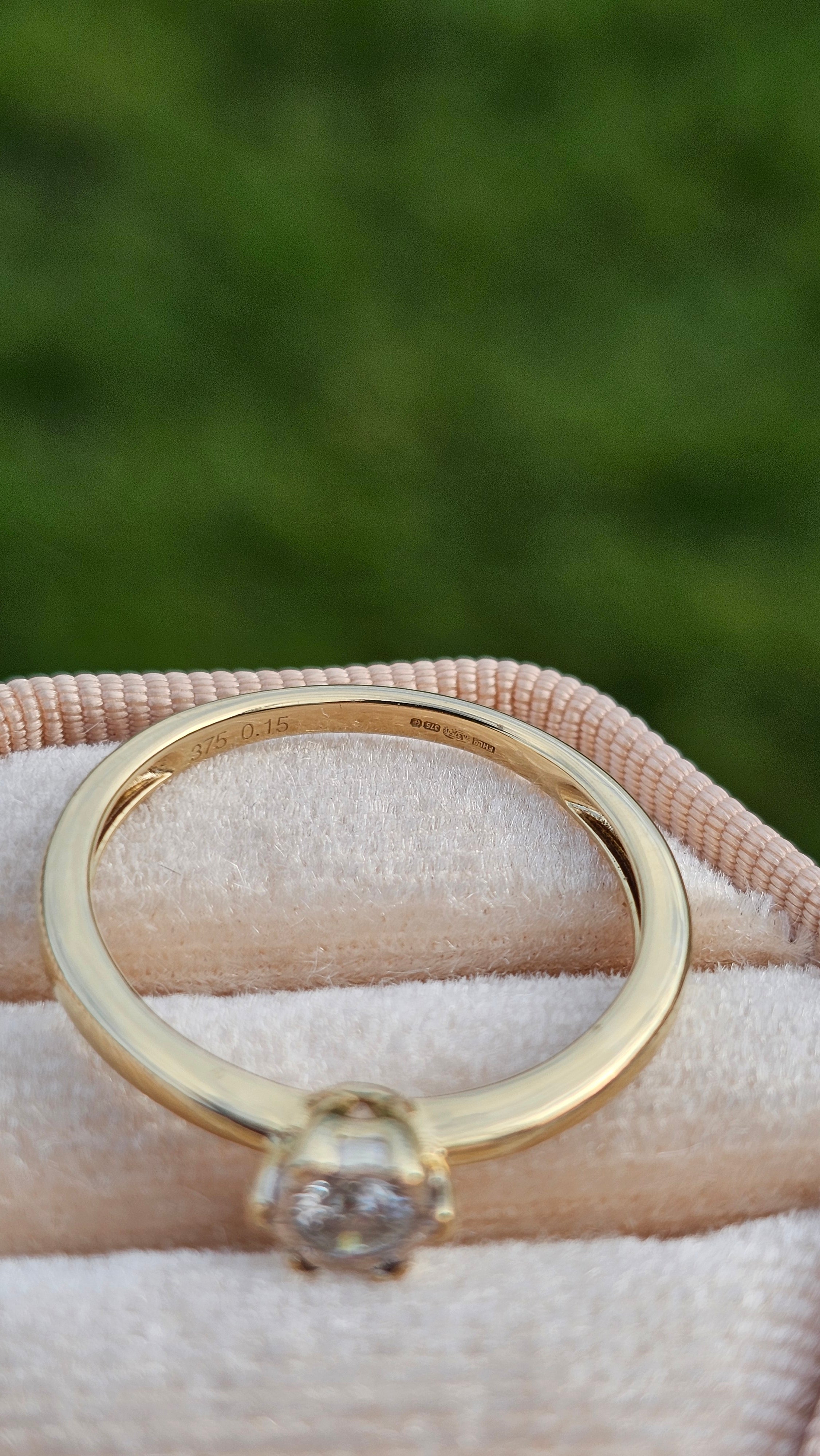 9ct Yellow Gold Natural Diamond Solitaire Ring 0.15ct Classic Illusion Setting