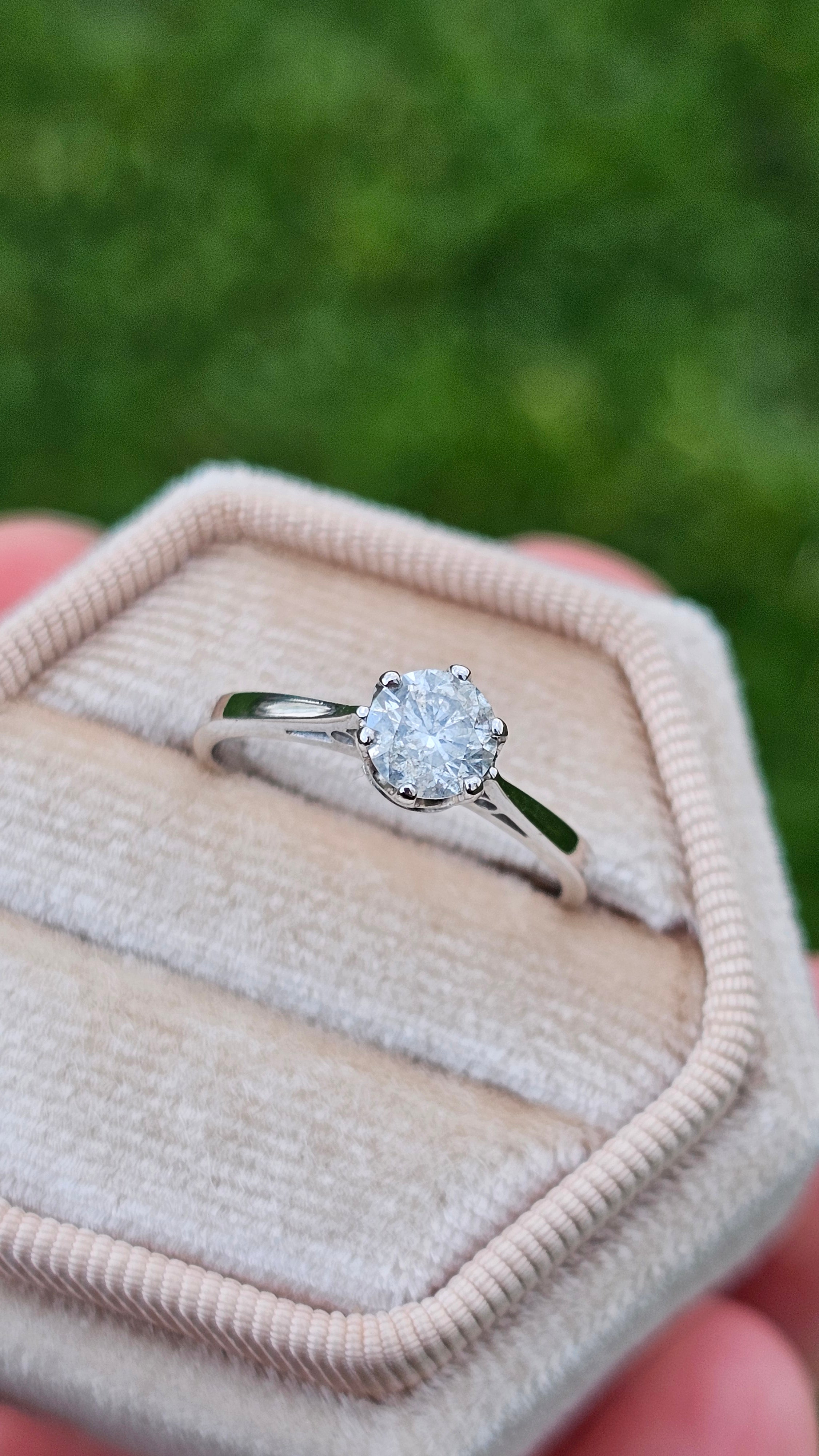 18ct White Gold 0.50ct Round Brilliant Cut Diamond Solitaire Ring – Size L