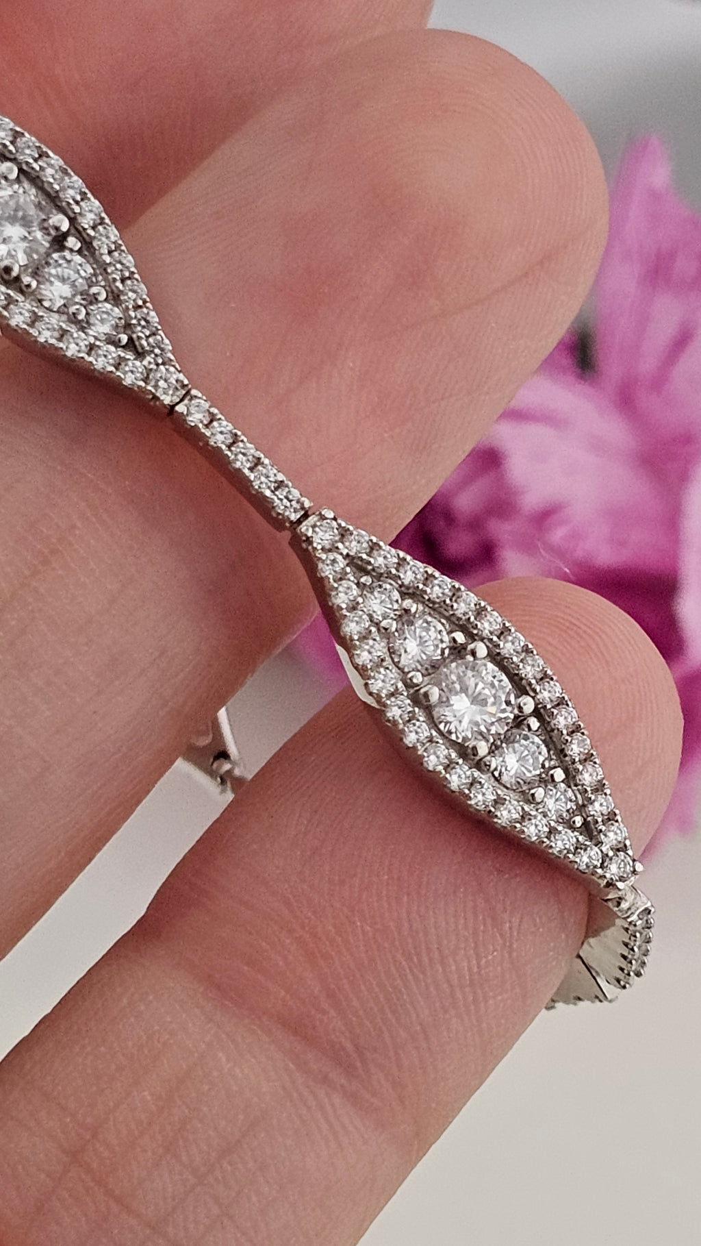 925 Sterling Silver Sparkle Link Bracelet set with CZ , 18 cm