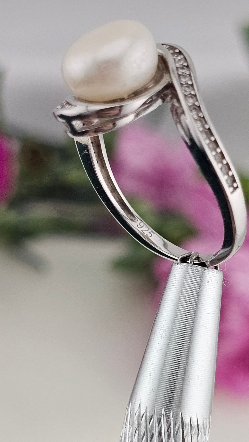 925 Sterling Silver Pearl and Diamonique Cubic Zirconia ring , size L 1/2