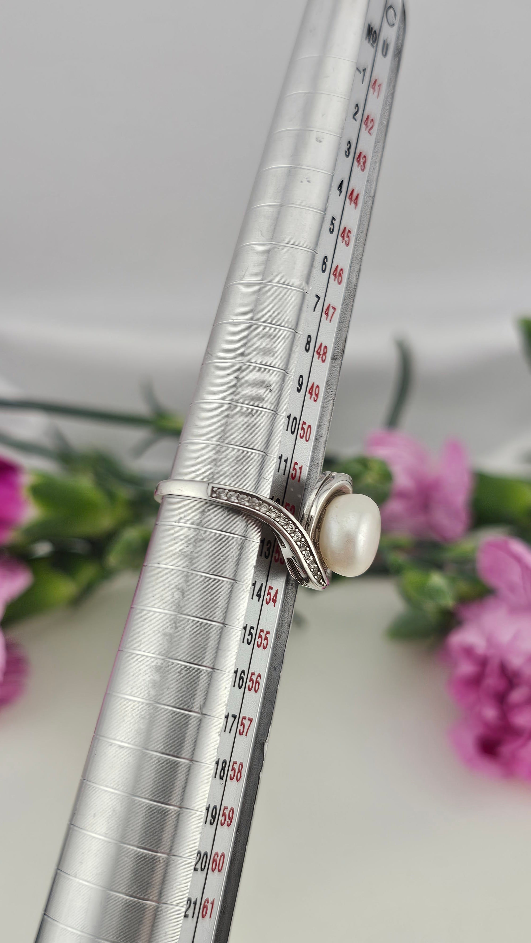925 Sterling Silver Pearl and Diamonique Cubic Zirconia ring , size L 1/2