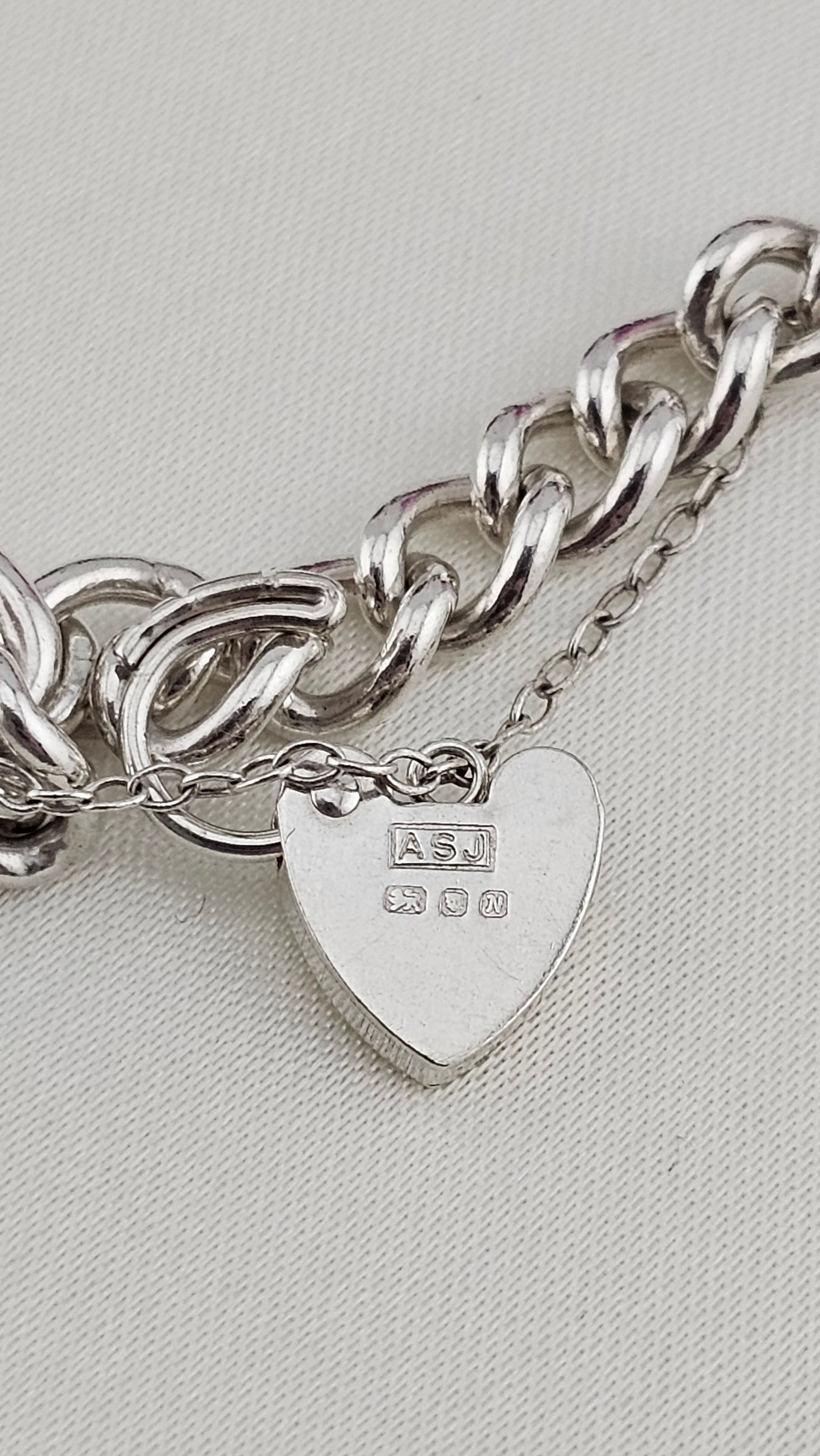 Vintage 925 Sterling Silver curb link hear padlock Bracelet 17cm
