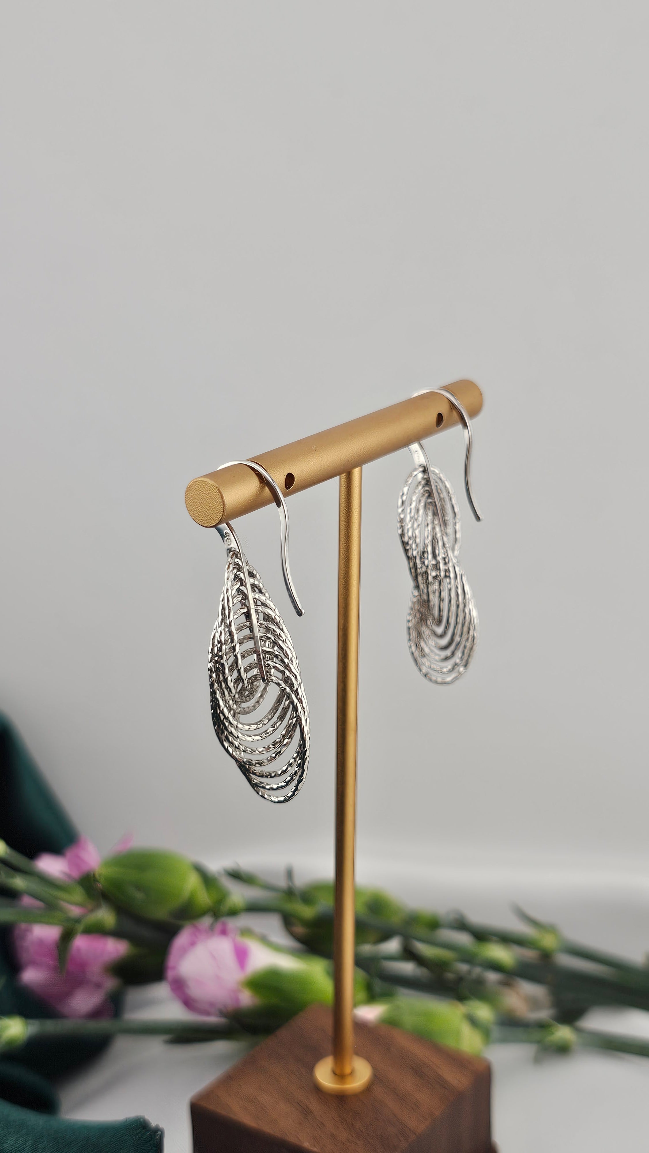 925 Sterling Silver Interlocked Oval Diamond Cut Dangle earrings