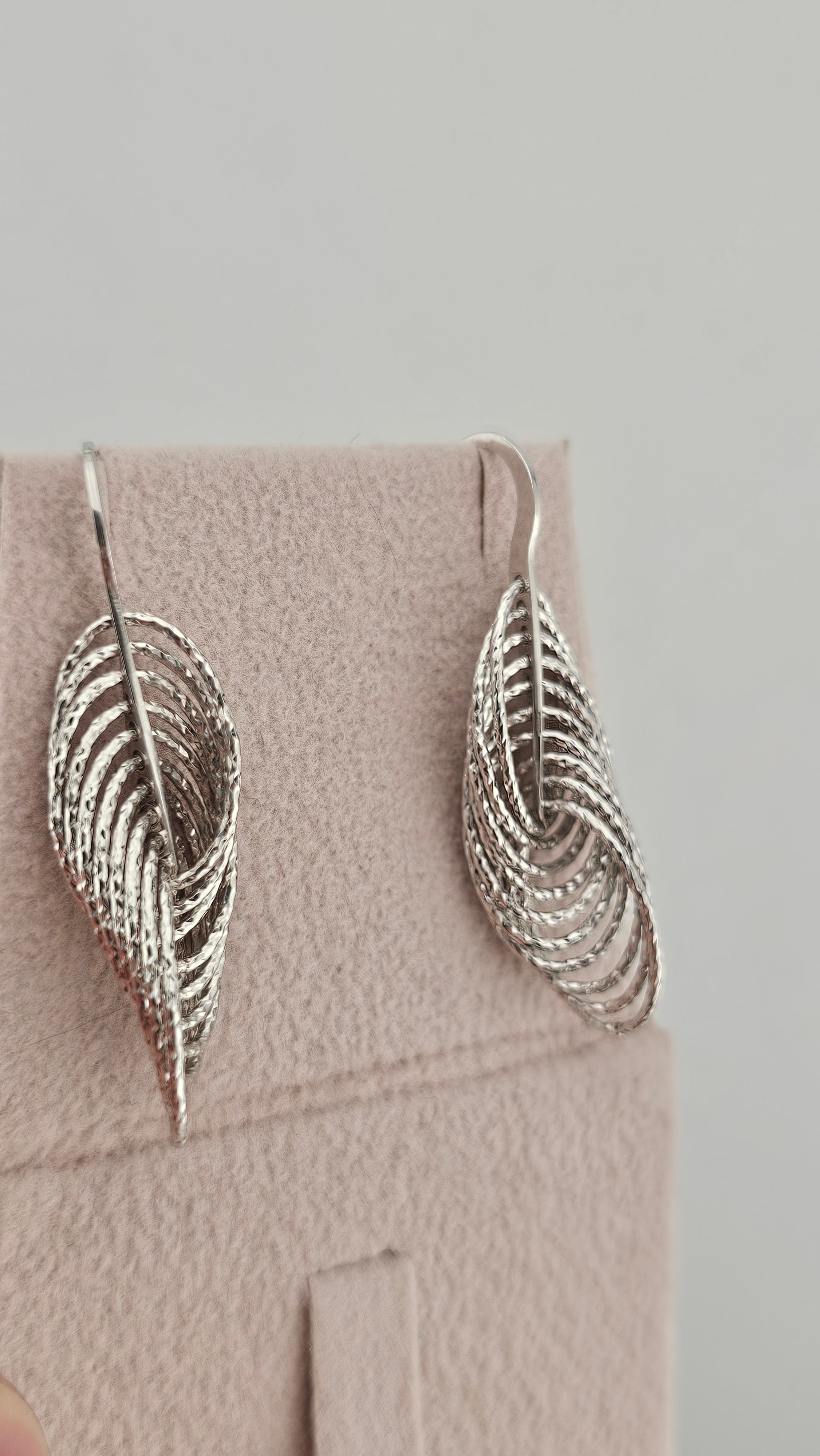 925 Sterling Silver Interlocked Oval Diamond Cut Dangle earrings