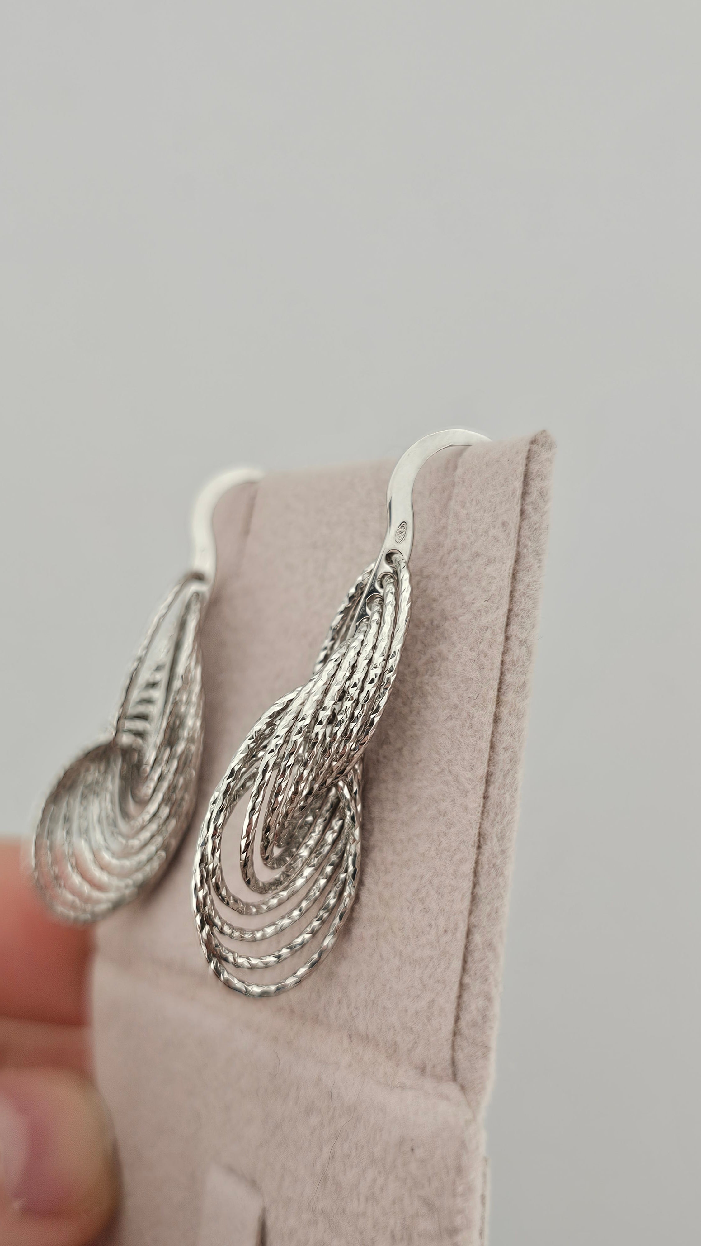 925 Sterling Silver Interlocked Oval Diamond Cut Dangle earrings