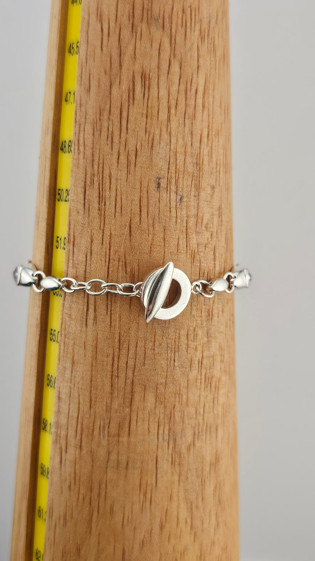 925 Sterling Silver Toggle clasp Bracelet set with White Mixed cut Topaz , 17cm