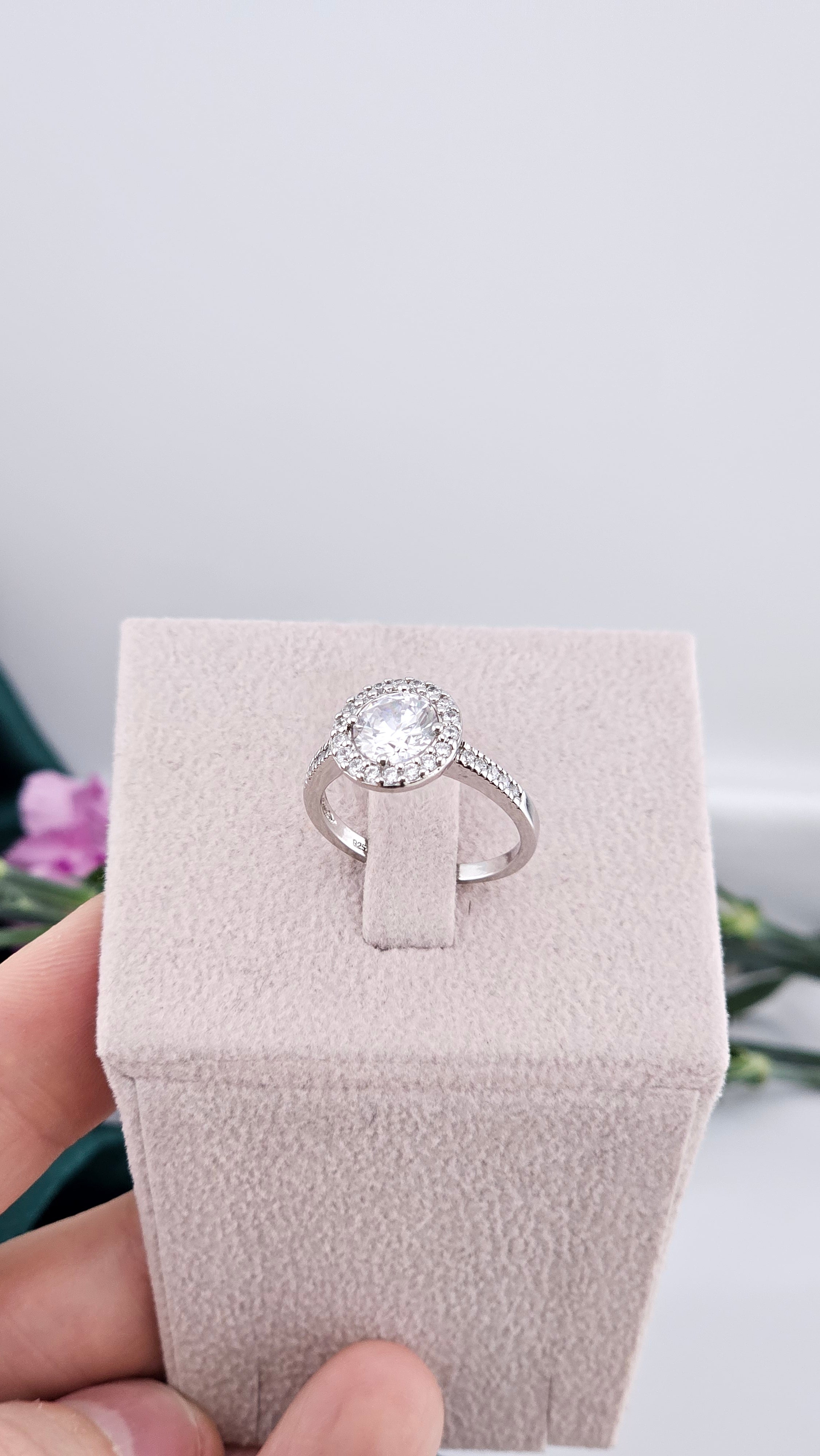 925 Sterling Silver Cubic Zirconia Round Halo Ring , size N