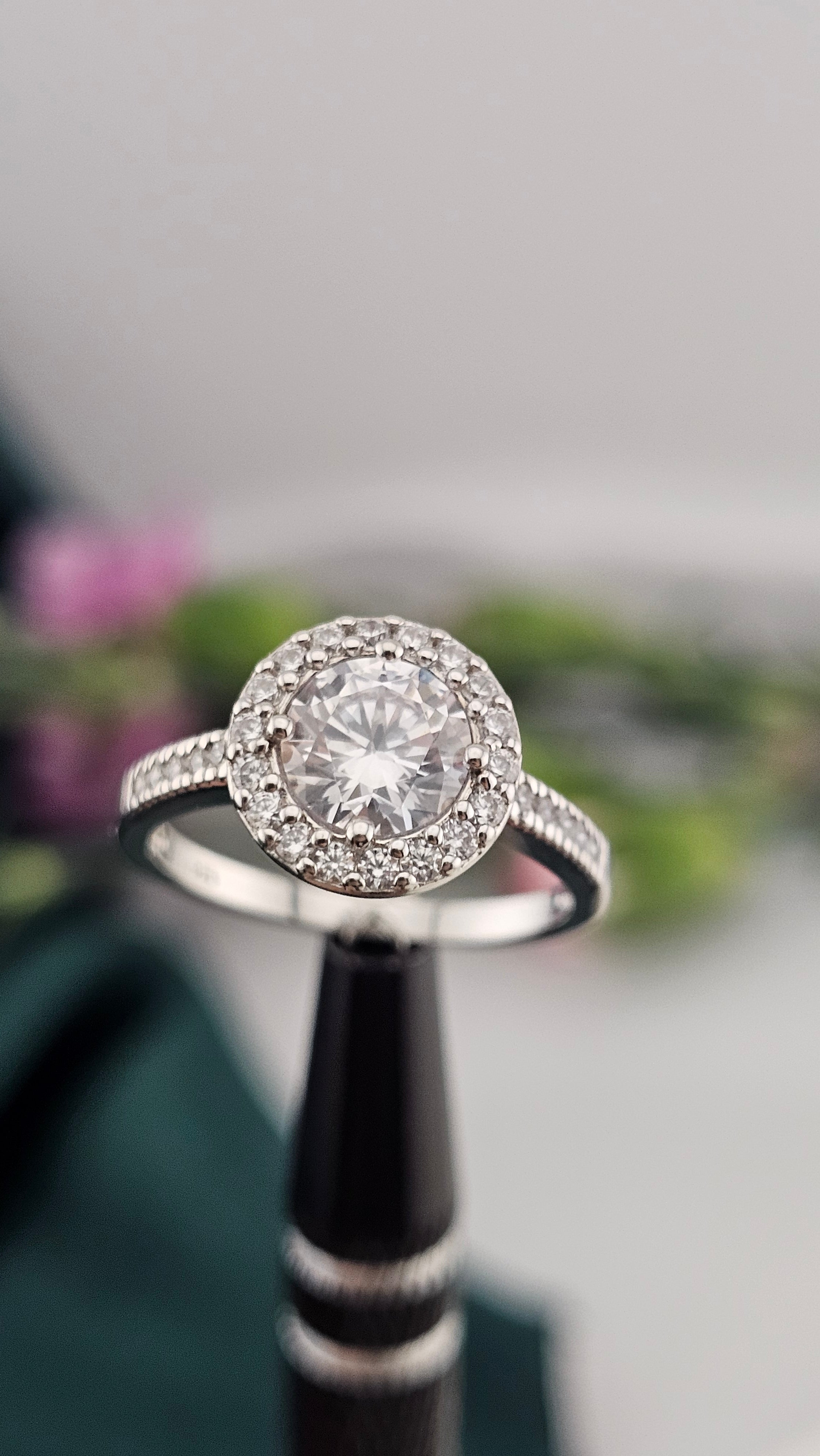 925 Sterling Silver Cubic Zirconia Round Halo Ring , size N