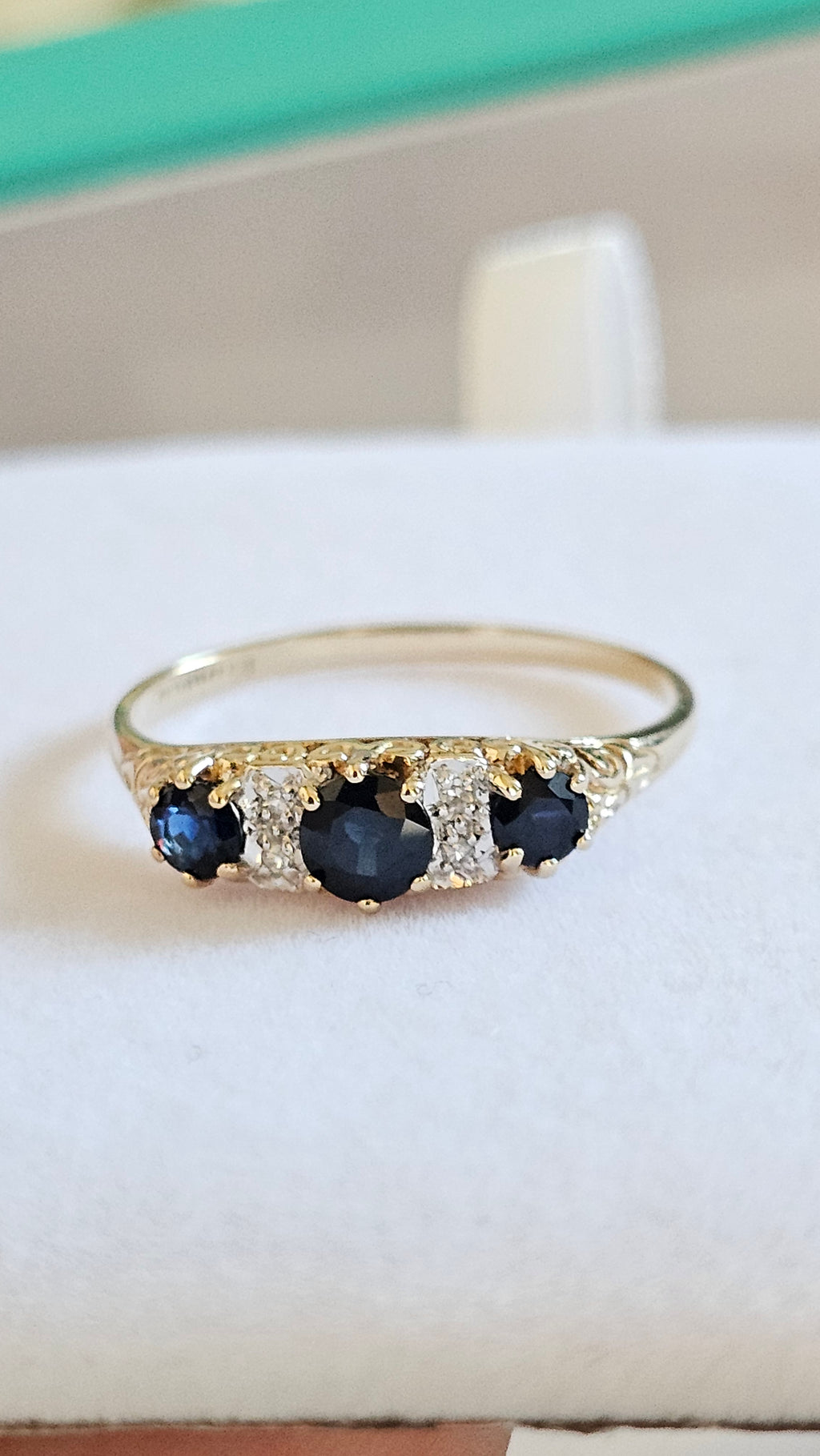 9ct Yellow Gold Natural Sapphire & Diamond Ring – Size S 1/2