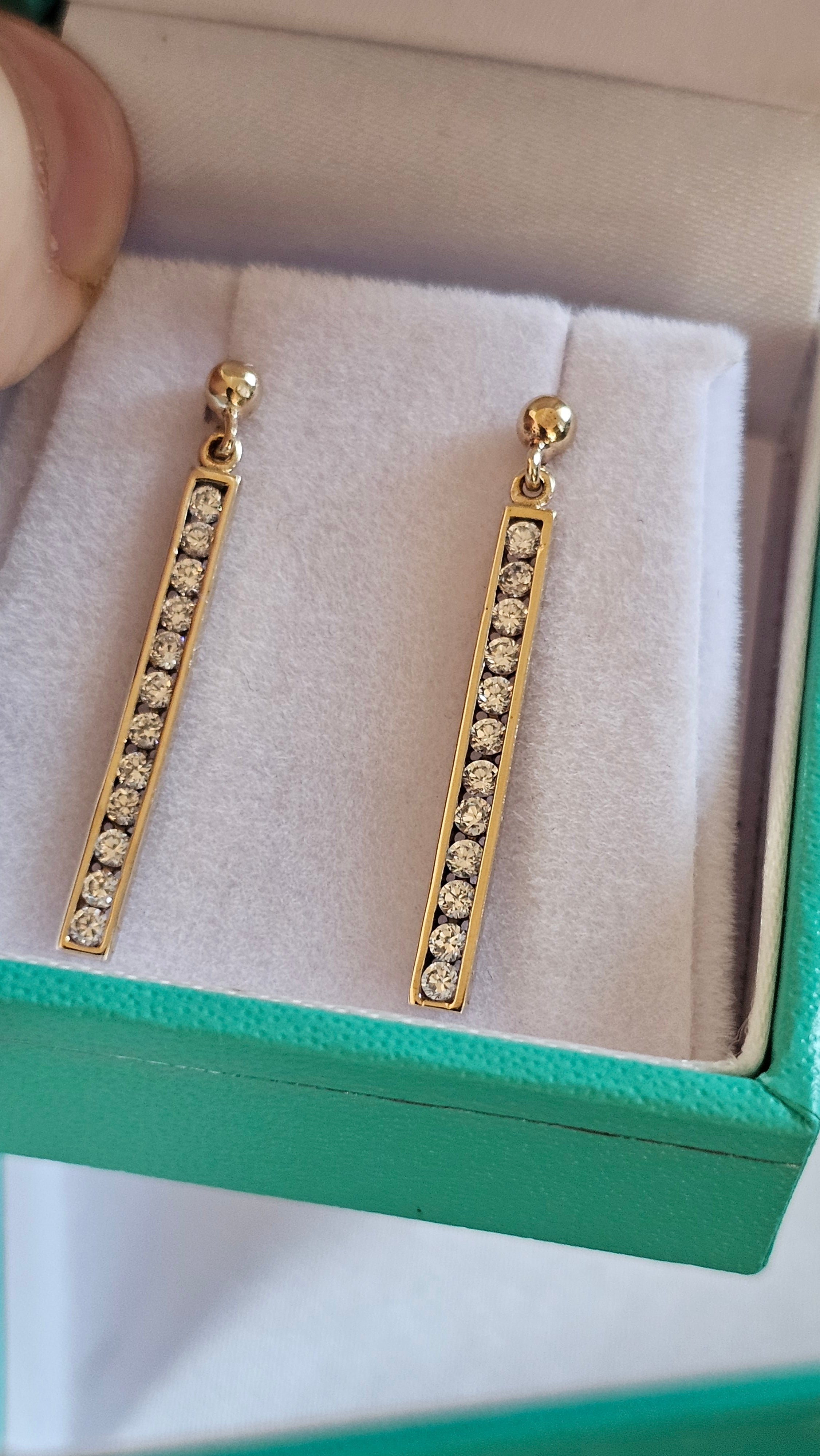 9ct Gold Cubic Zirconia Bar Earrings ,30mm drop