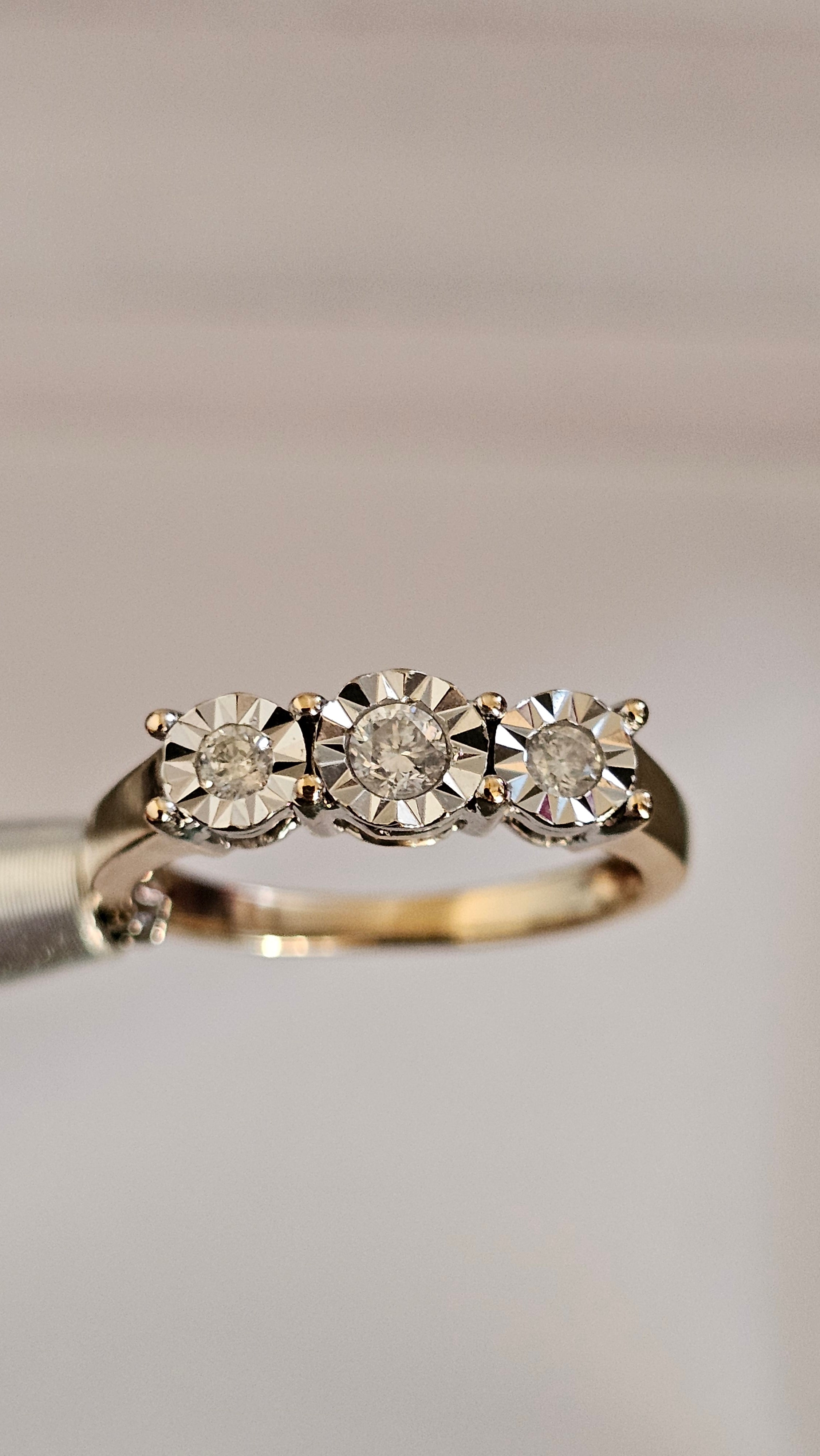 9ct Yellow Gold 0.25ct Natural Diamond Trilogy Ring , size N 1/2