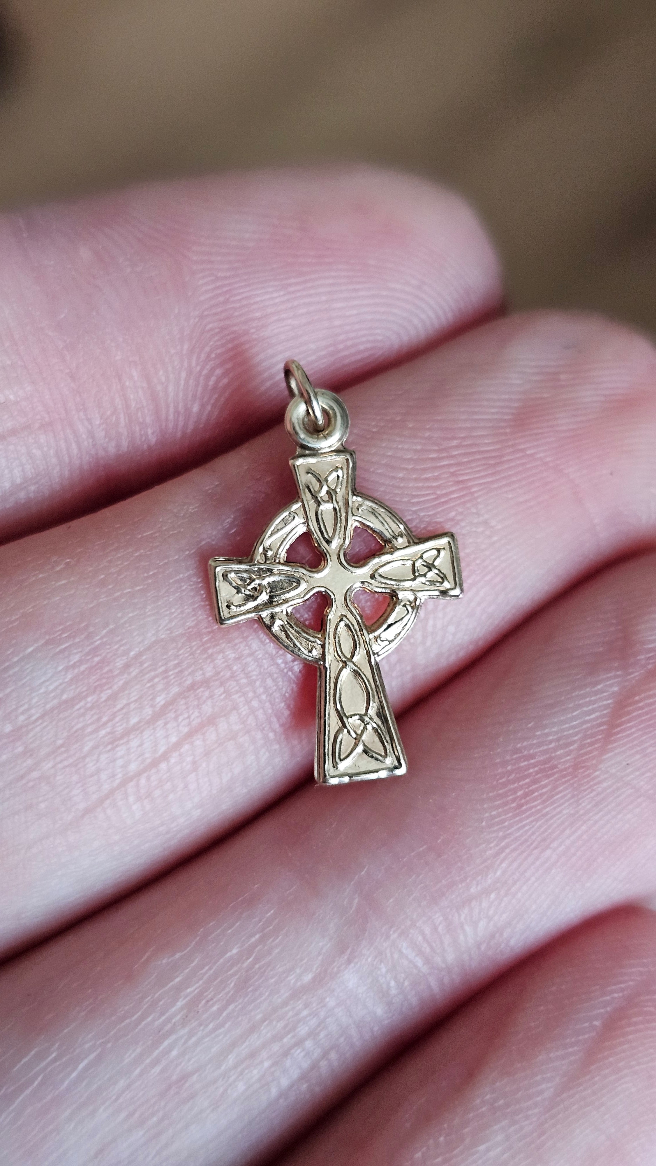9ct Yellow gold Dainty embossed Celtic cross pendant