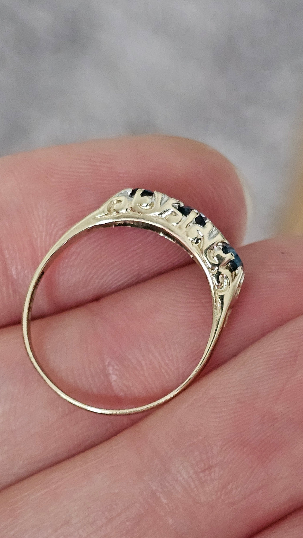 Vintage 9ct Yellow Gold set with Natural Blue Topaz and Diamond Ring, size P 1/2