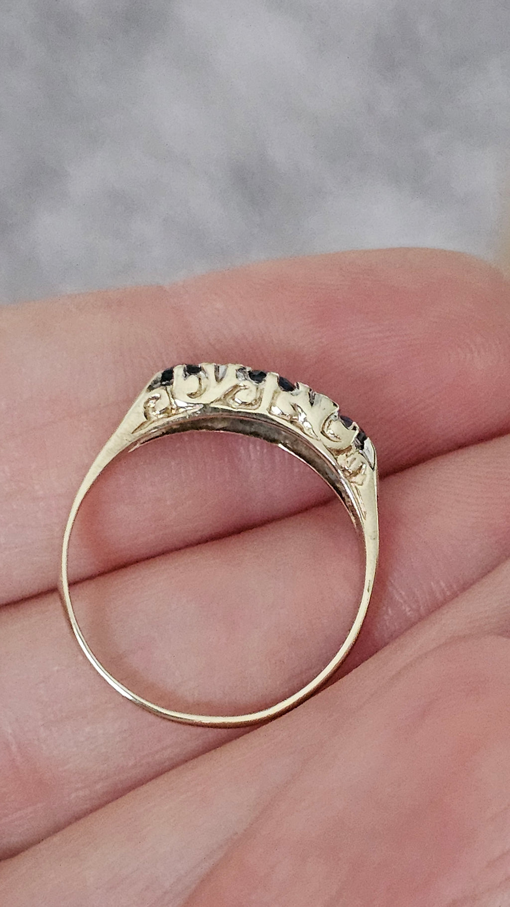 Vintage 9ct Yellow Gold set with Natural Blue Topaz and Diamond Ring, size P 1/2