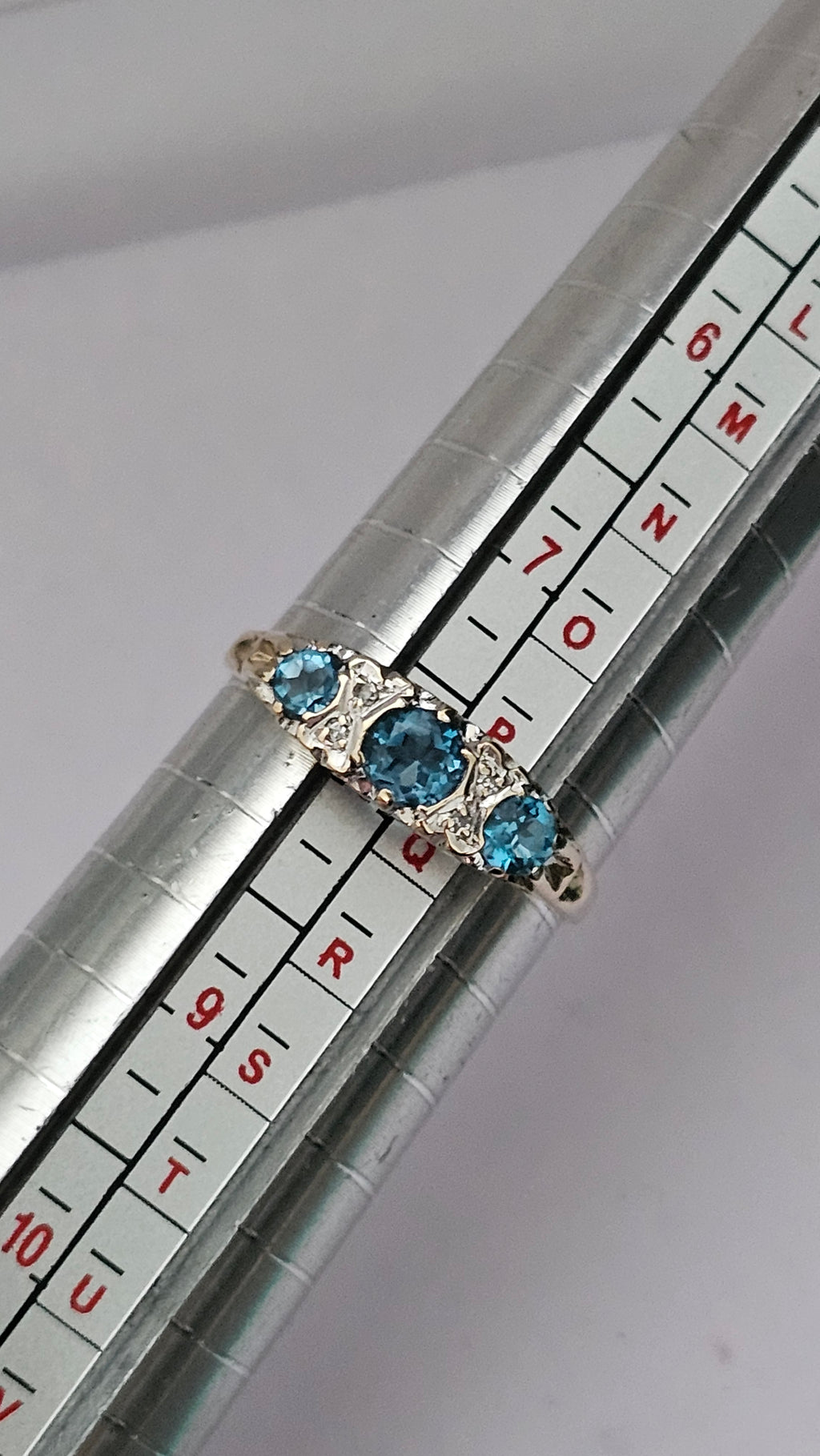 Vintage 9ct Yellow Gold set with Natural Blue Topaz and Diamond Ring, size P 1/2