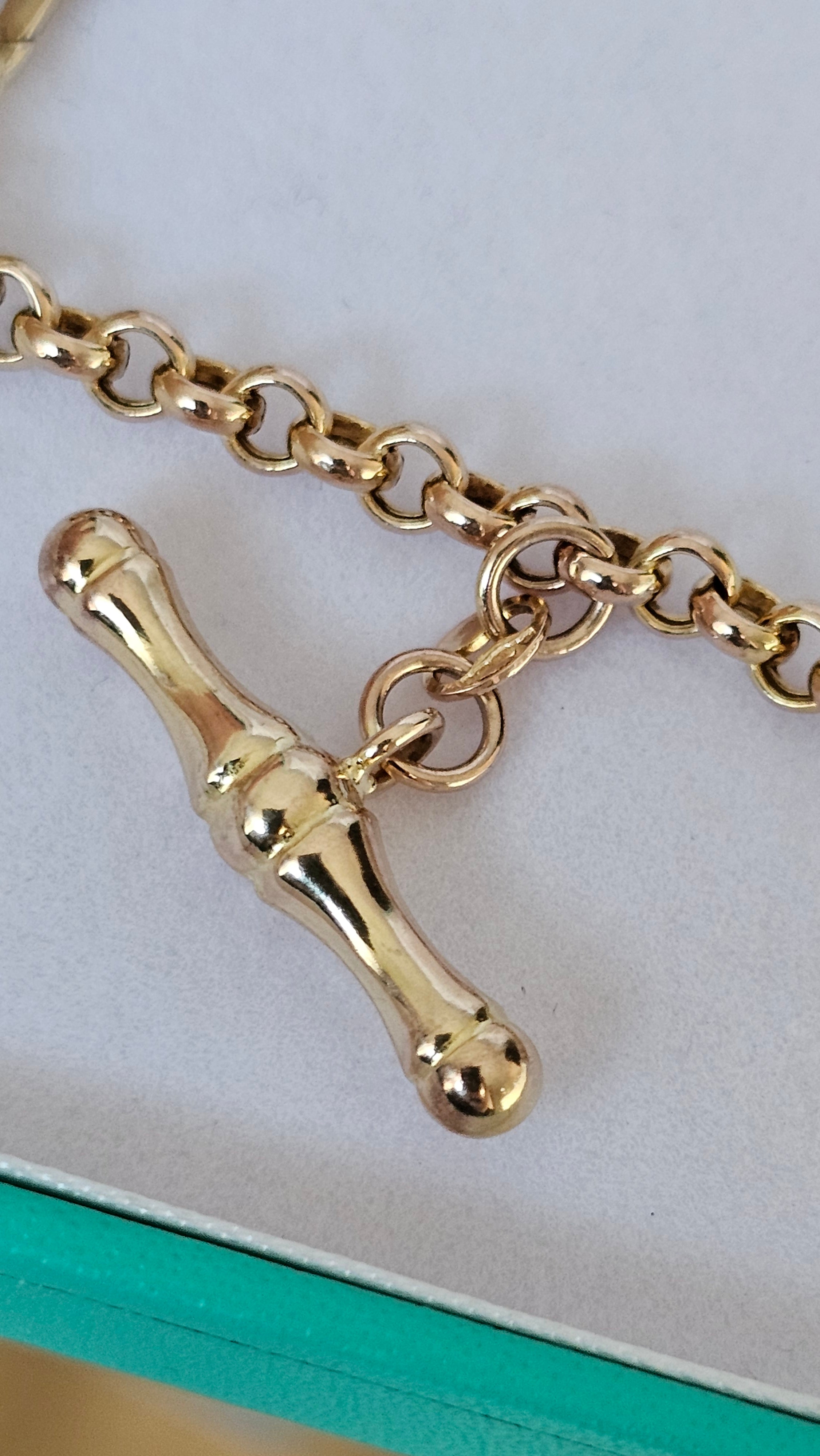 9ct Yellow Gold Albert-Style T-Bar Bracelet , length 18.5cm
