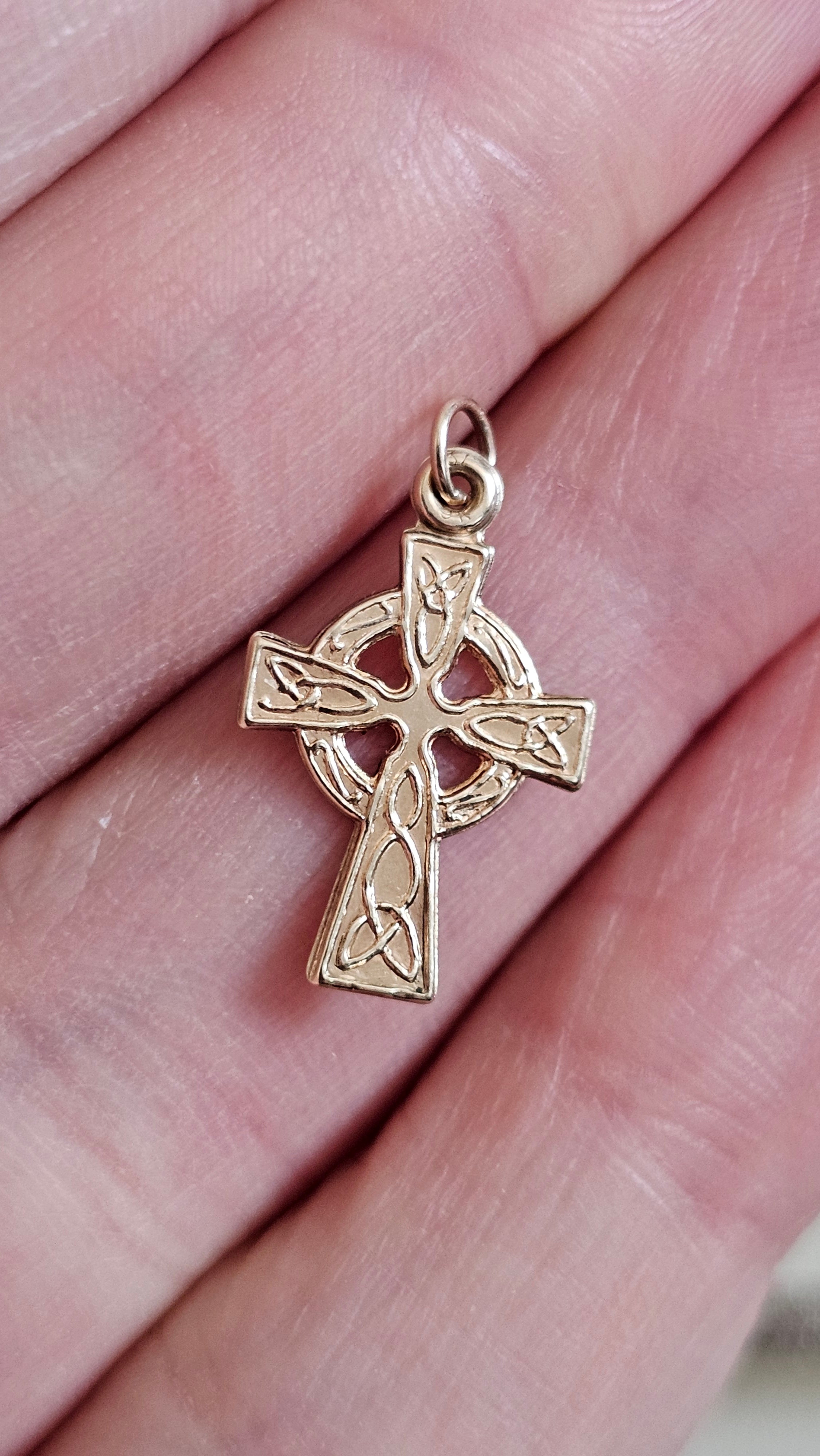 9ct Yellow gold Dainty embossed Celtic cross pendant