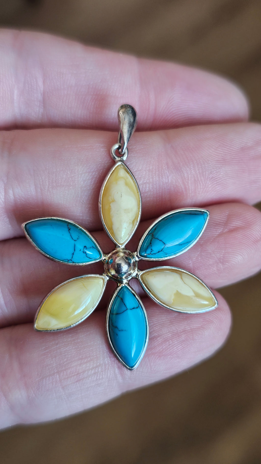 Vintage 925 Silver Turquoise & Butterscotch Amber Flower Pendant