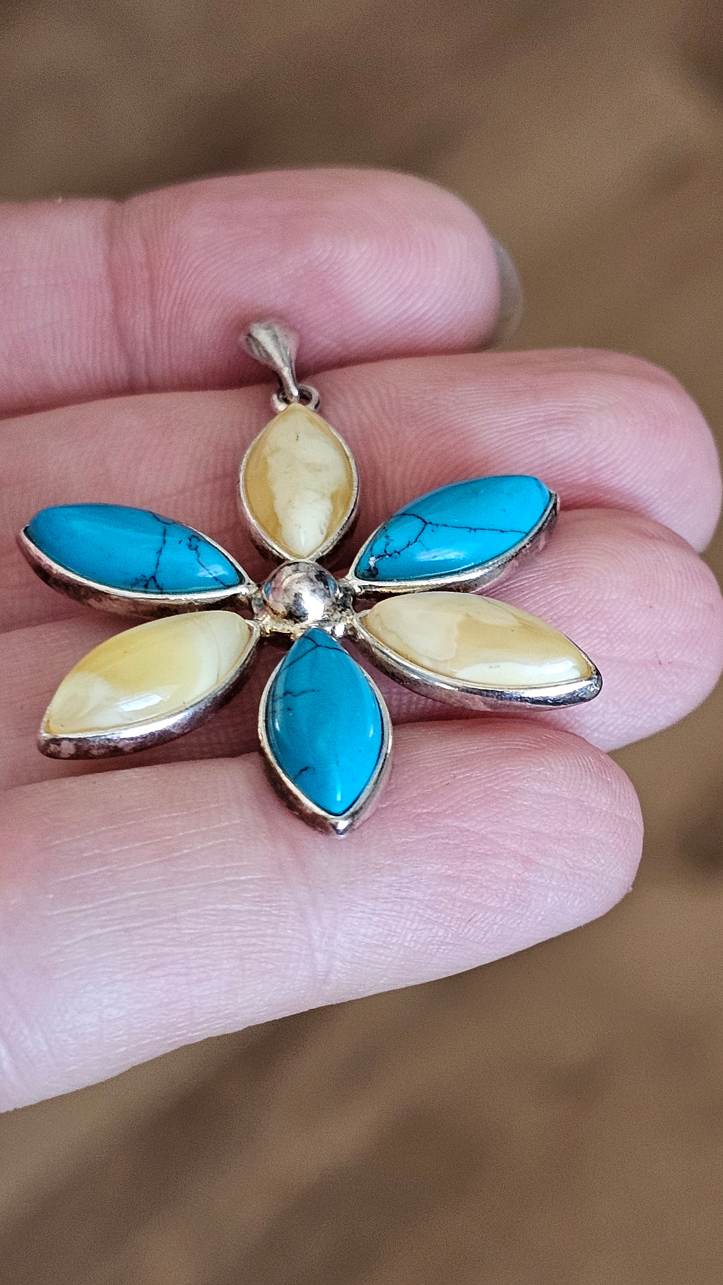 Vintage 925 Silver Turquoise & Butterscotch Amber Flower Pendant