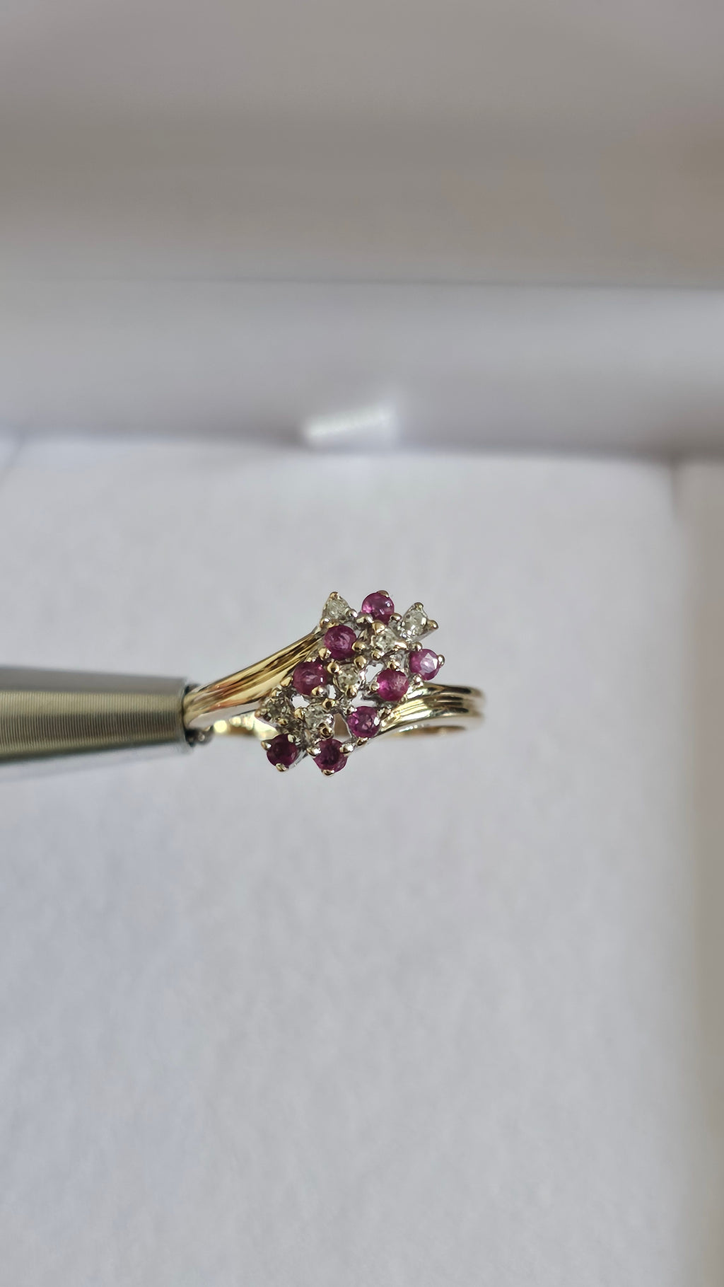Vintage 9ct Yellow Gold Ruby & Diamond Accent Cluster Ring – UK Size M 1/2