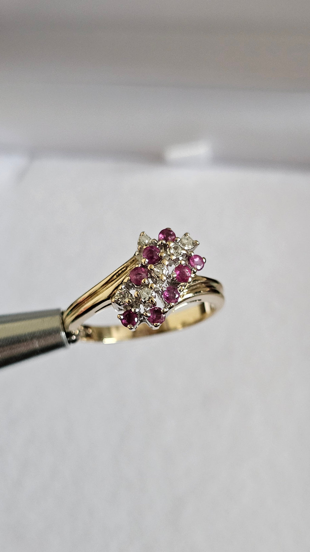 Vintage 9ct Yellow Gold Ruby & Diamond Accent Cluster Ring – UK Size M 1/2