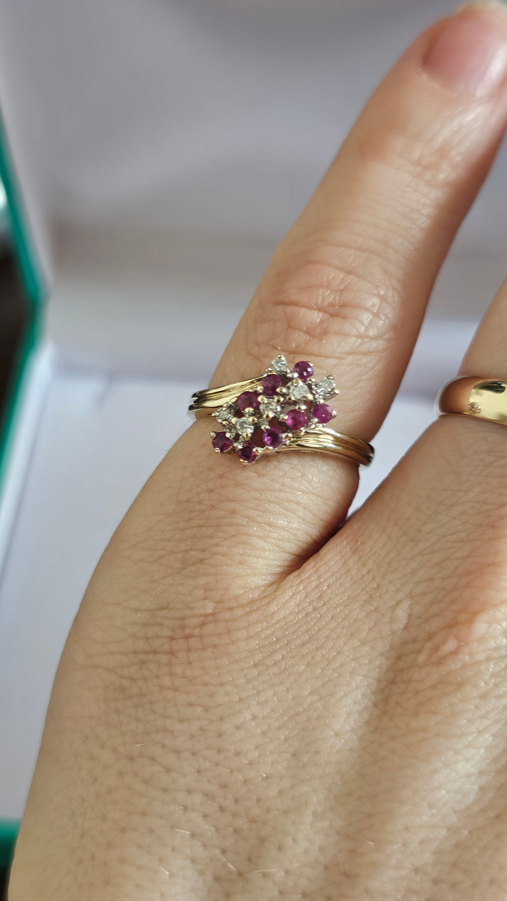 Vintage 9ct Yellow Gold Ruby & Diamond Accent Cluster Ring – UK Size M 1/2