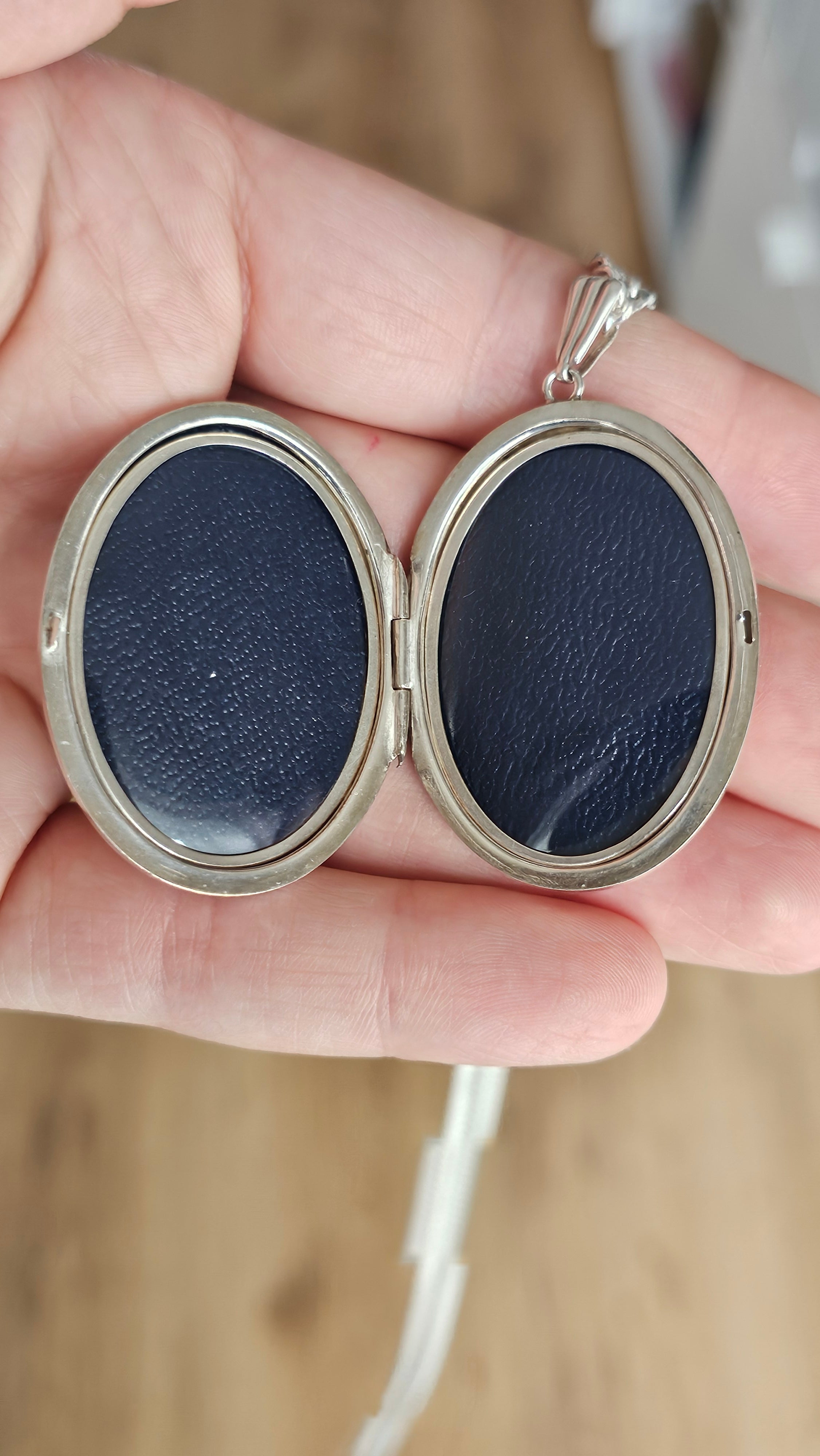 Large Vintage Georg Jensen Solid Sterling Silver Floral Locket & Curb Chain (32.1g)
